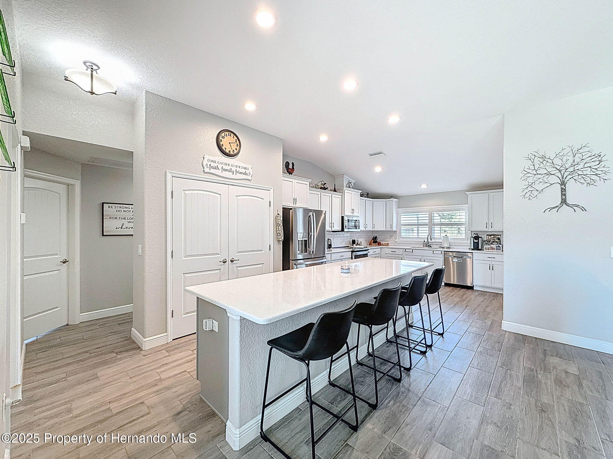 11160 Gyrafalcon Avenue, Weeki Wachee, Florida image 26