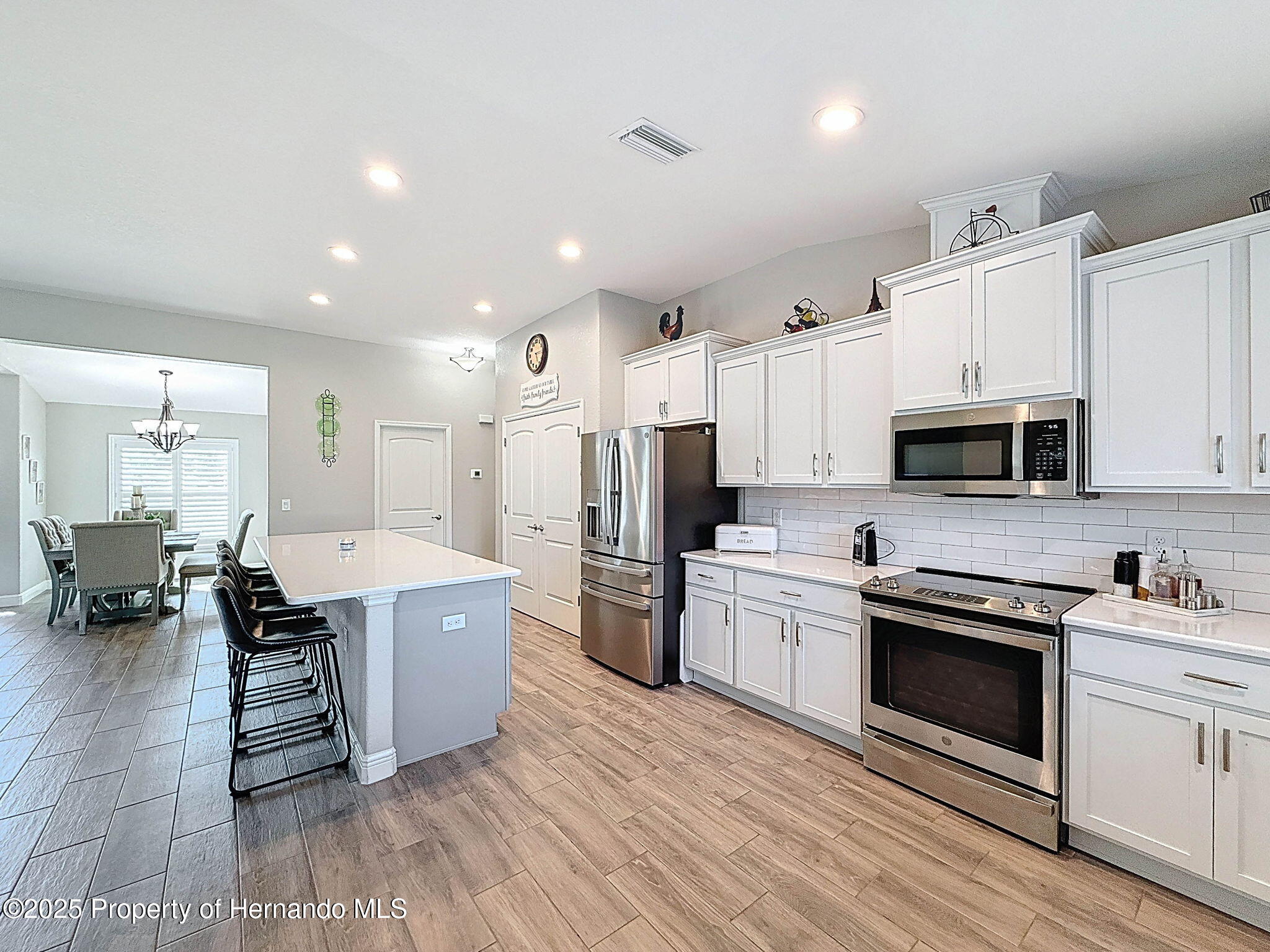 11160 Gyrafalcon Avenue, Weeki Wachee, Florida image 28