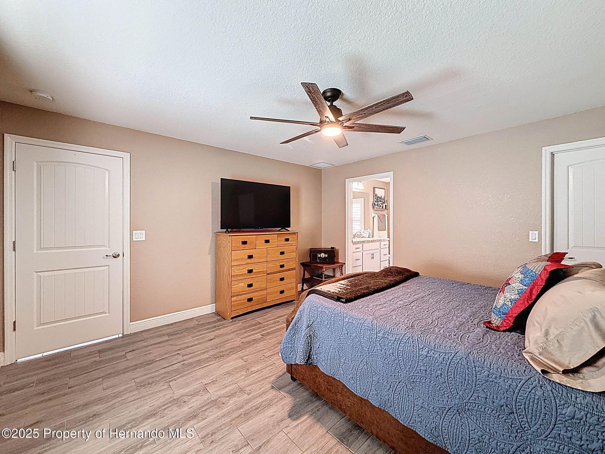 11160 Gyrafalcon Avenue, Weeki Wachee, Florida image 46