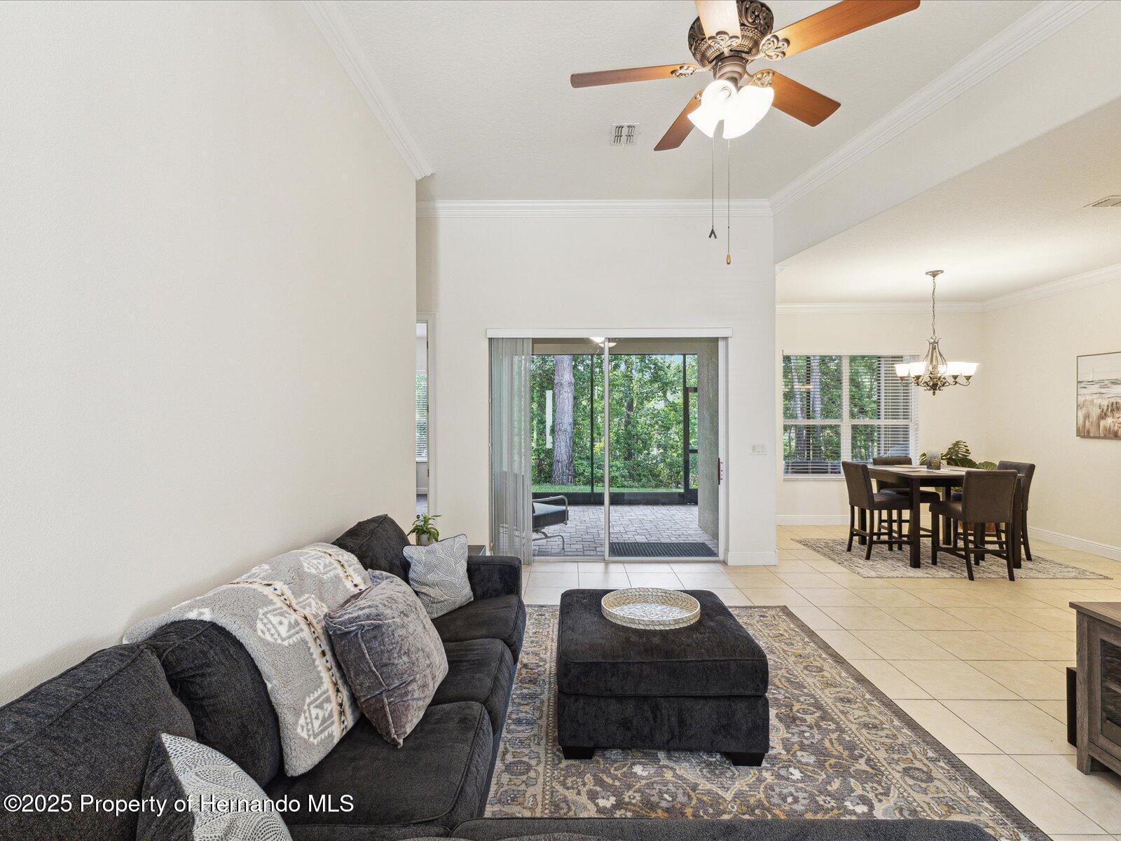 10187 Holly Berry Drive, Weeki Wachee, Florida image 7