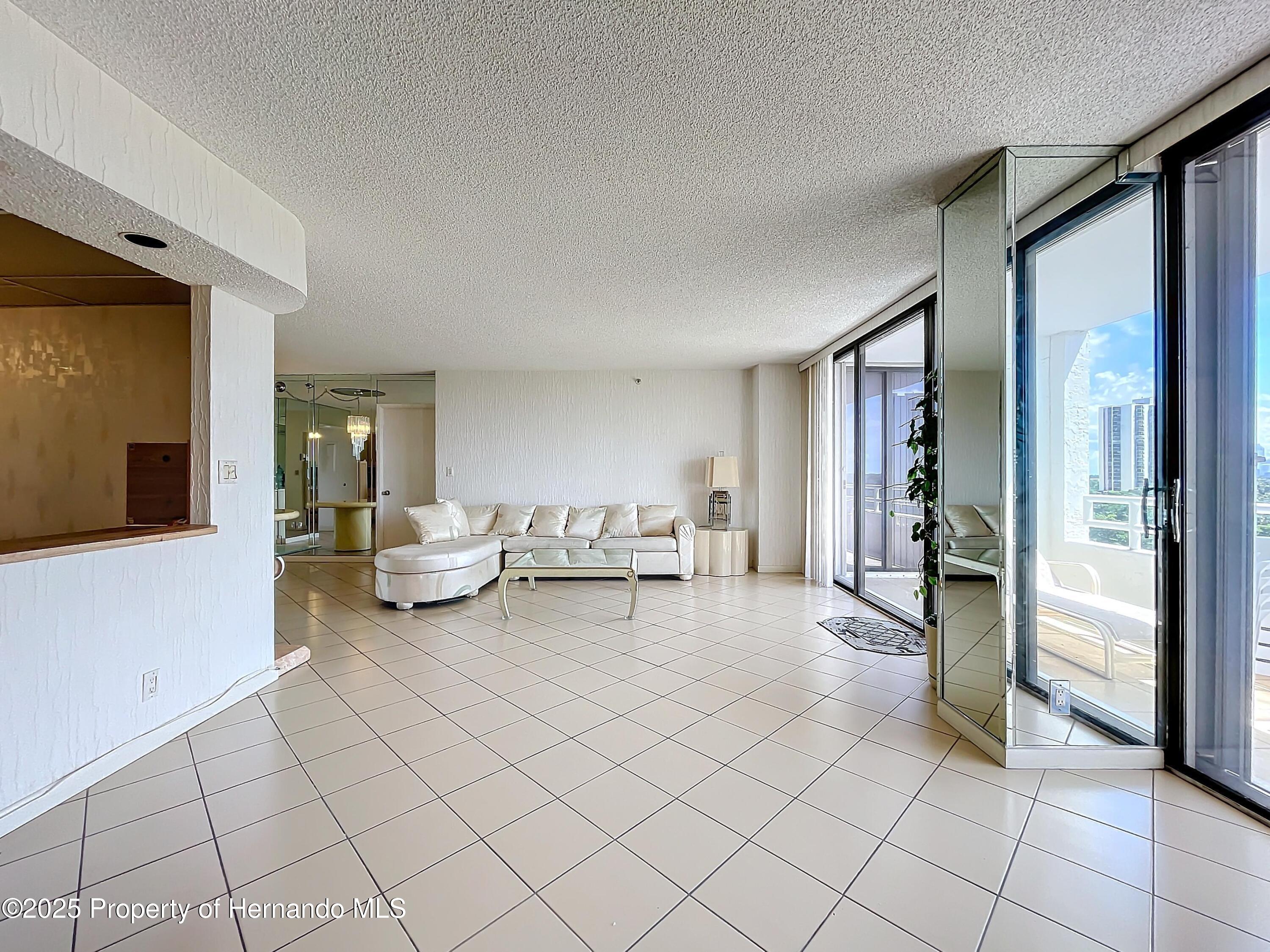 20225 NE 34th Court #817, Miami, Florida image 14