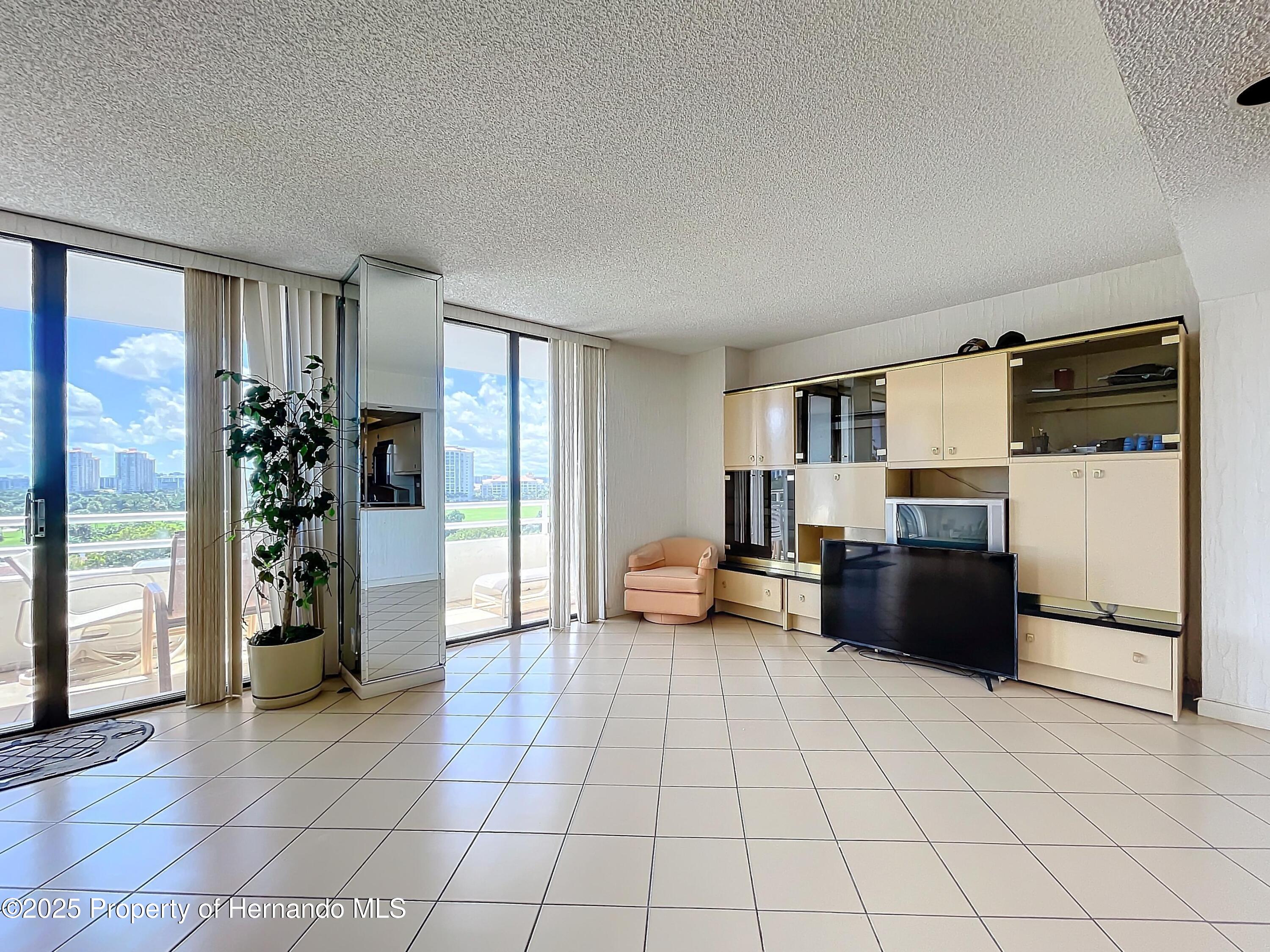 20225 NE 34th Court #817, Miami, Florida image 16