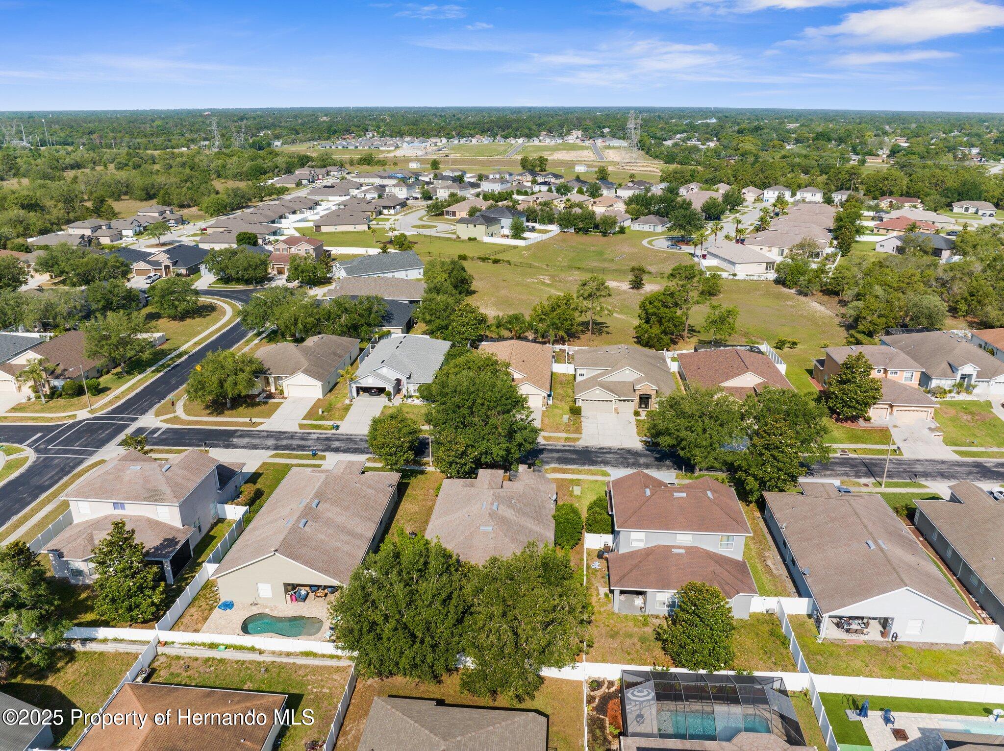 4330 Crosswhite Court, Spring Hill, Florida image 27