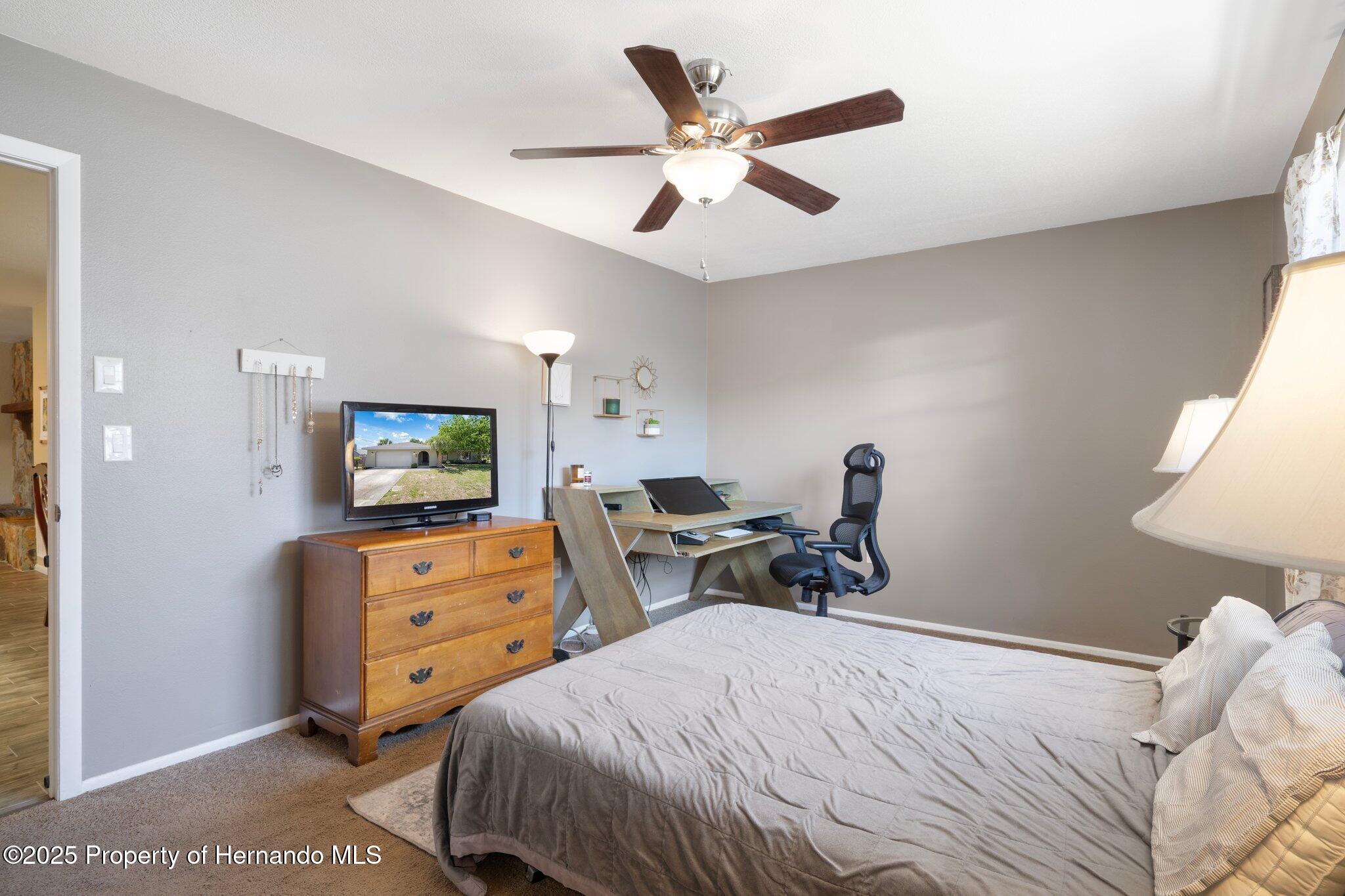 5263 Kirkwood Avenue, Spring Hill, Florida image 37