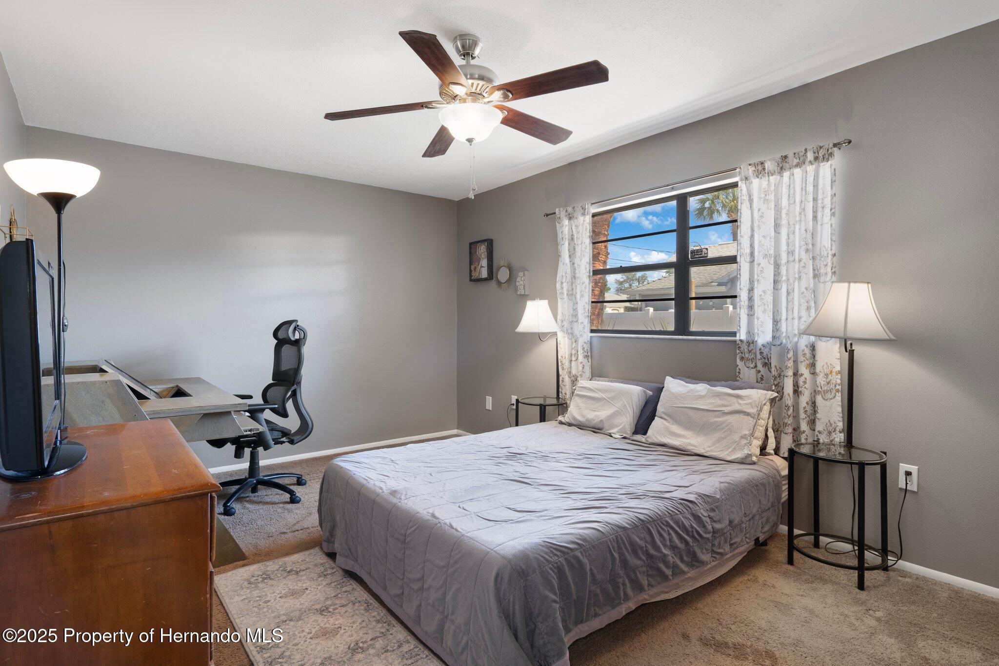 5263 Kirkwood Avenue, Spring Hill, Florida image 35