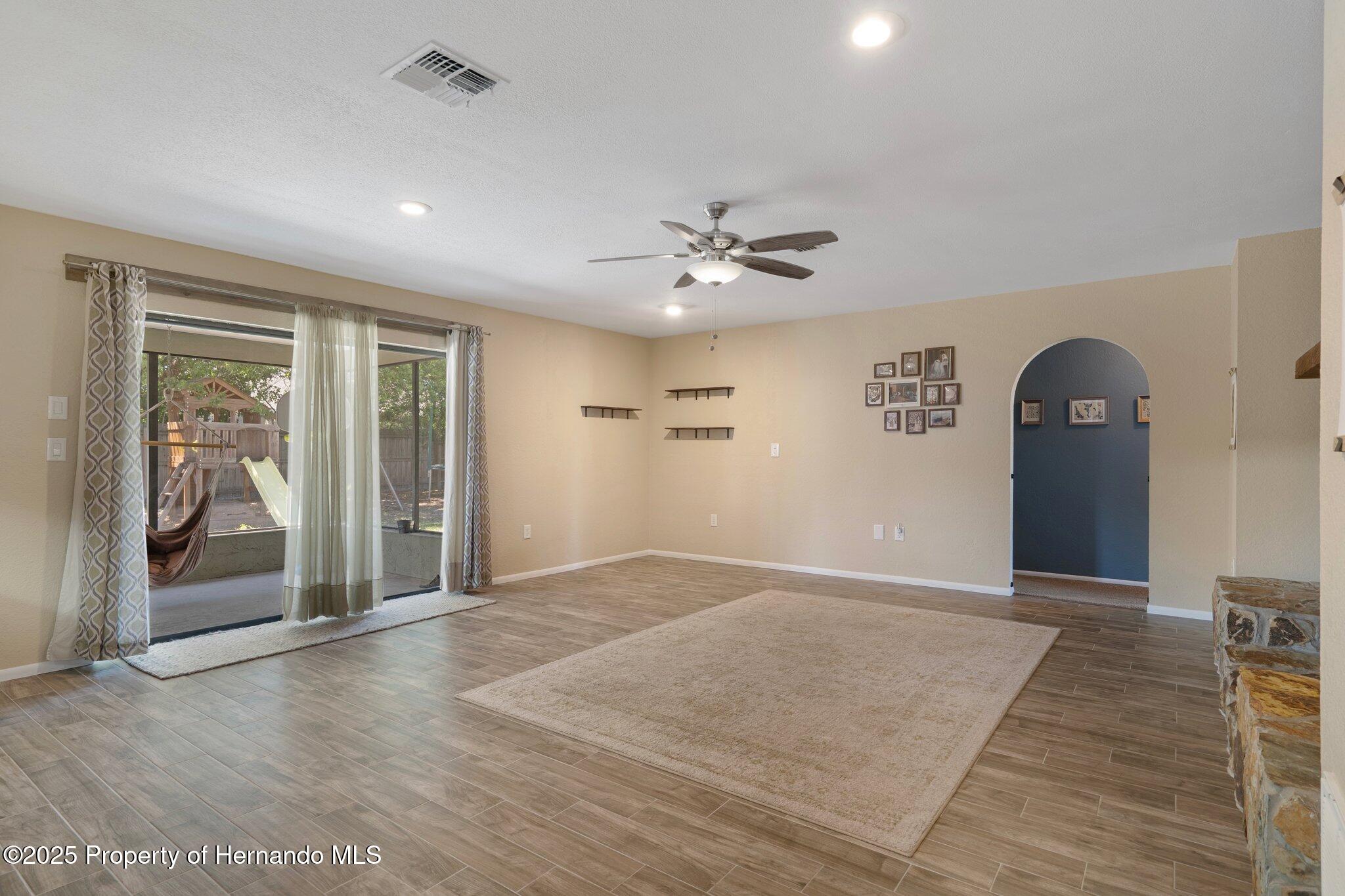 5263 Kirkwood Avenue, Spring Hill, Florida image 27