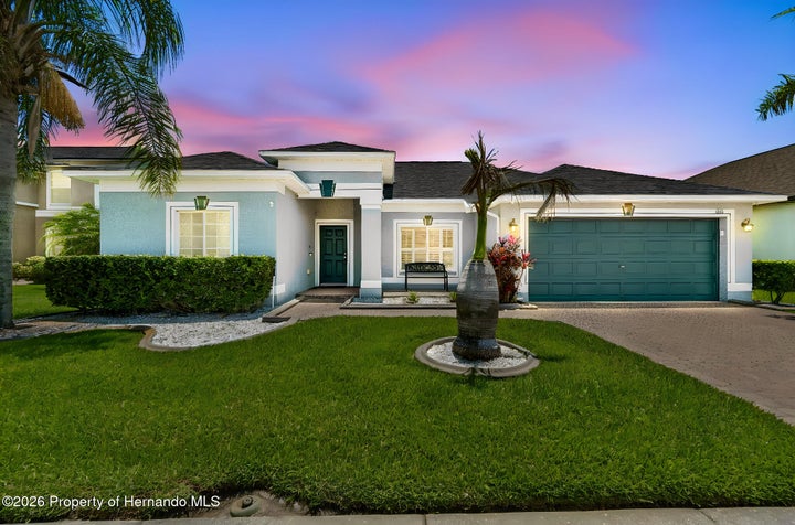 Photo 1 of 58 — 1616 Regal Mist Loop, Trinity, FL 34655
