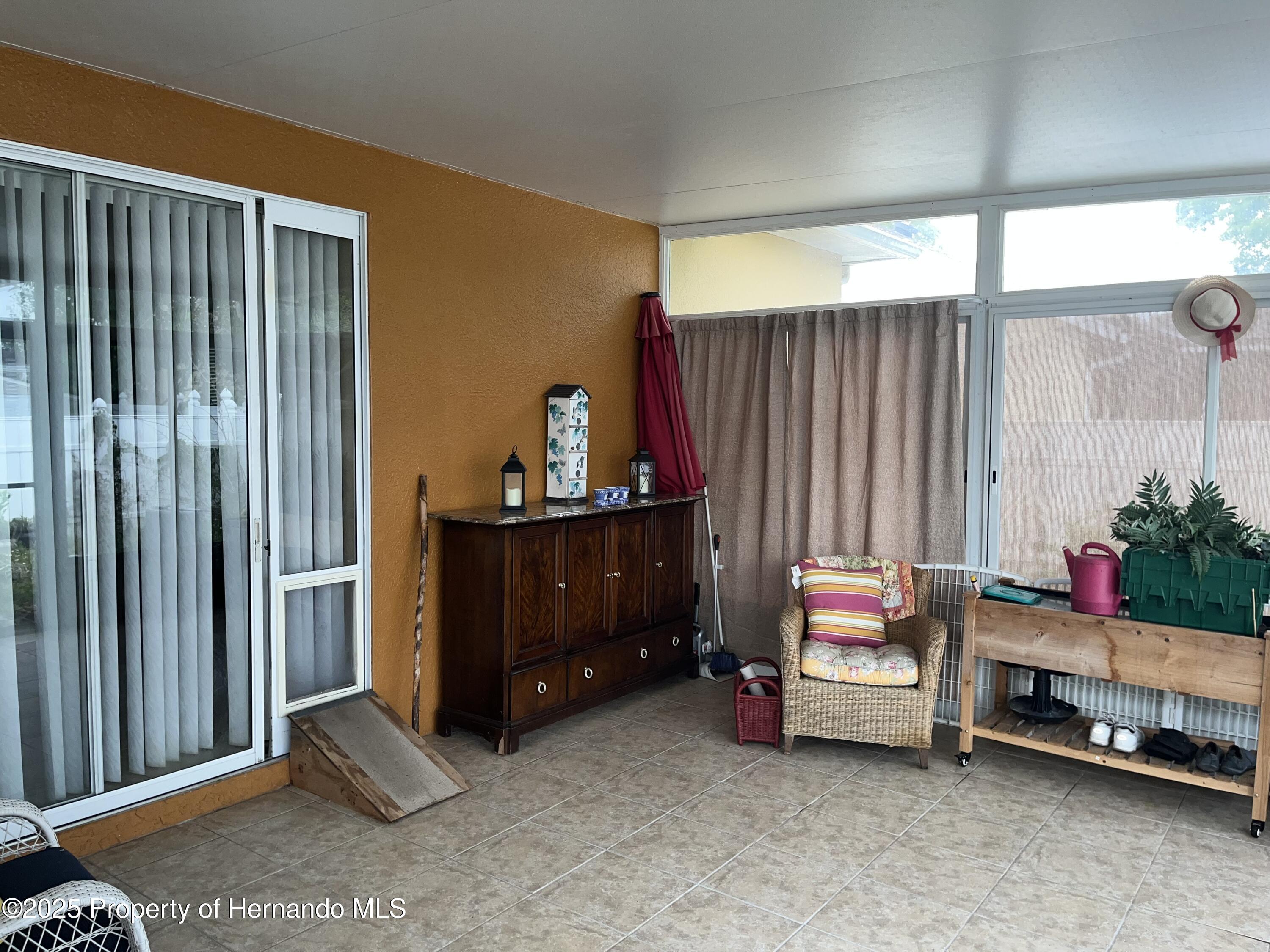 15425 Sonora Drive, Brooksville, Florida image 9
