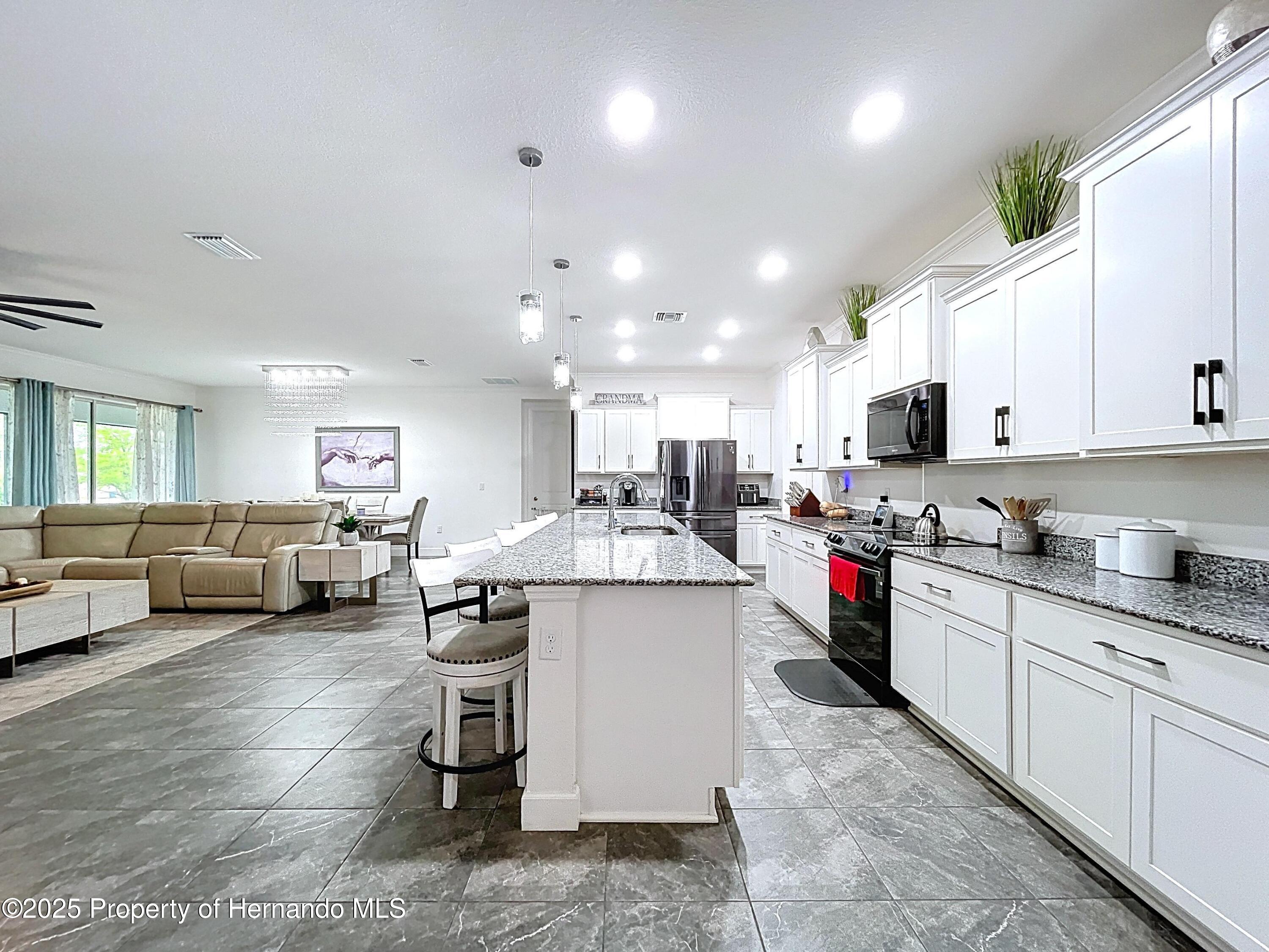 13161 Meinert Avenue, Weeki Wachee, Florida image 33