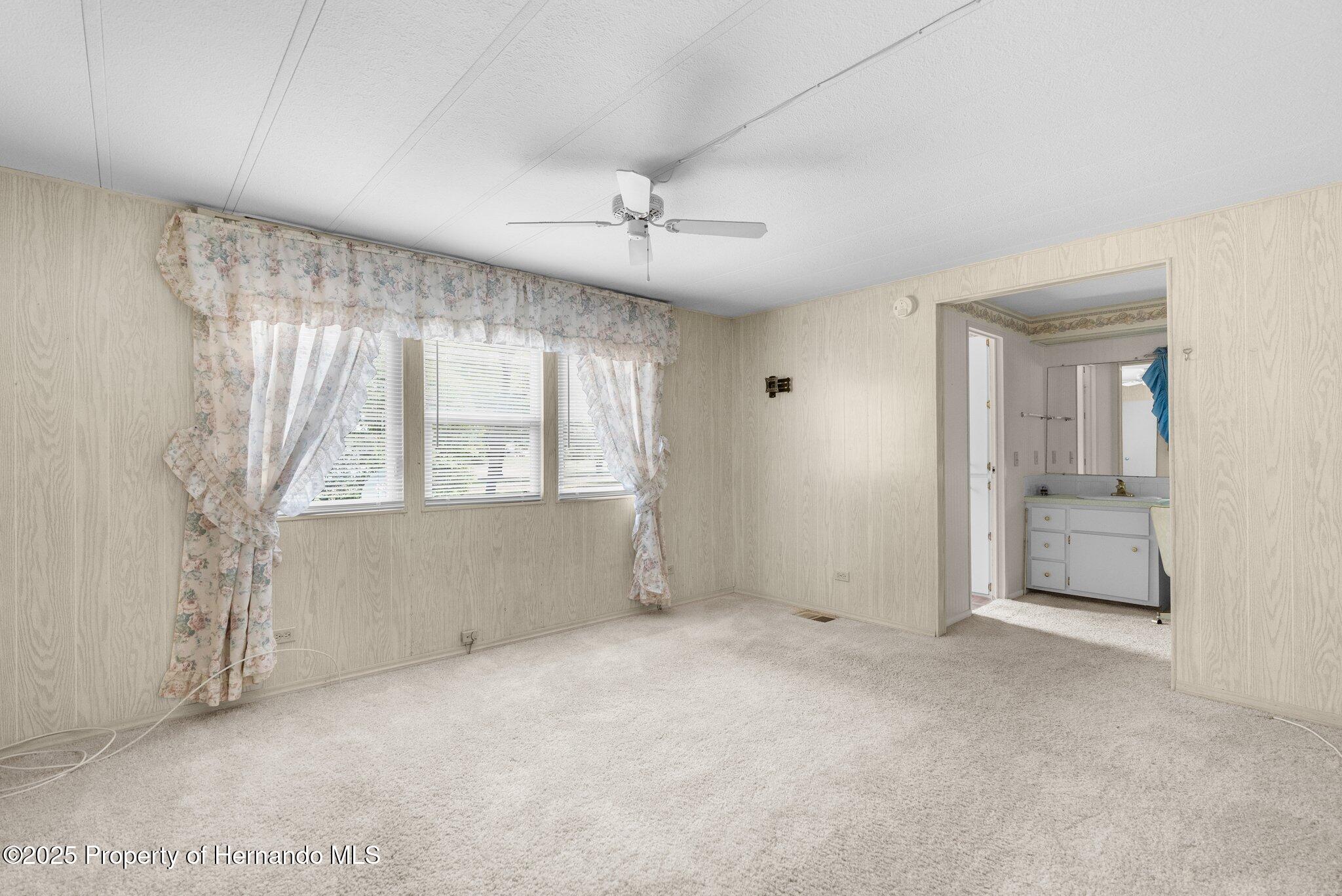 8120 Stockholm Street, Brooksville, Florida image 17