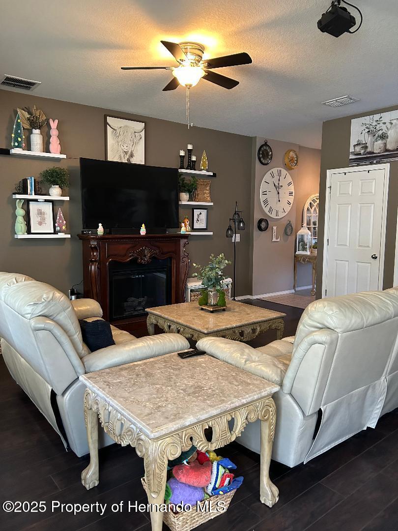 924 Scarlet Plume Lane, Brooksville, Florida image 15