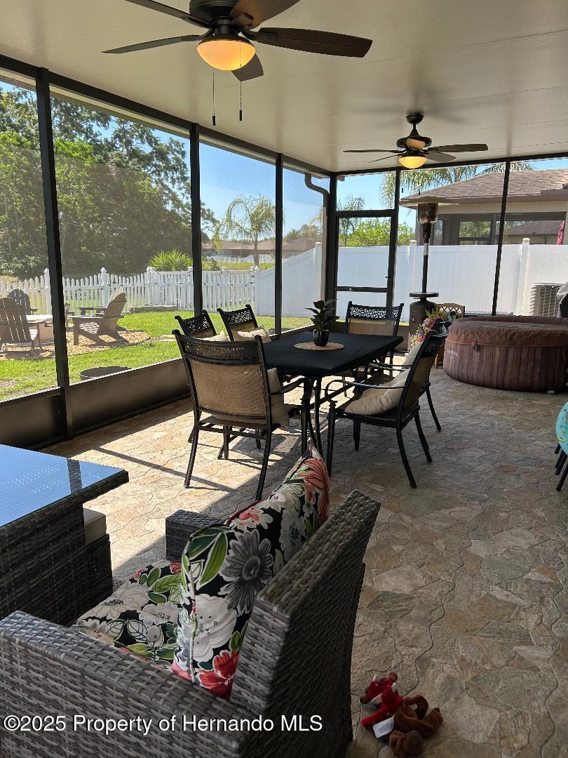 924 Scarlet Plume Lane, Brooksville, Florida image 27