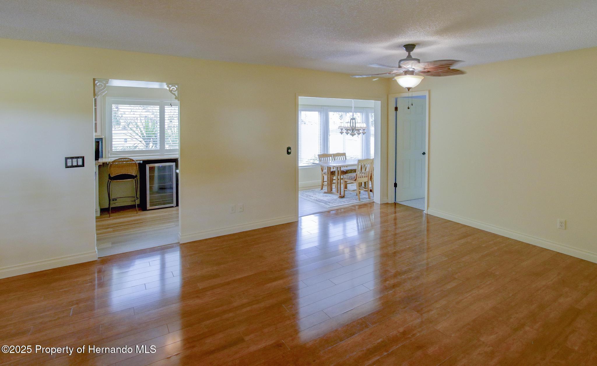 7662 St Andrews Boulevard, Weeki Wachee, Florida image 11