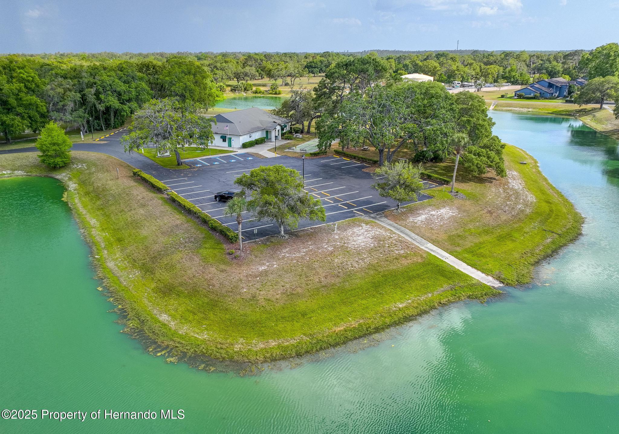 7662 St Andrews Boulevard, Weeki Wachee, Florida image 48