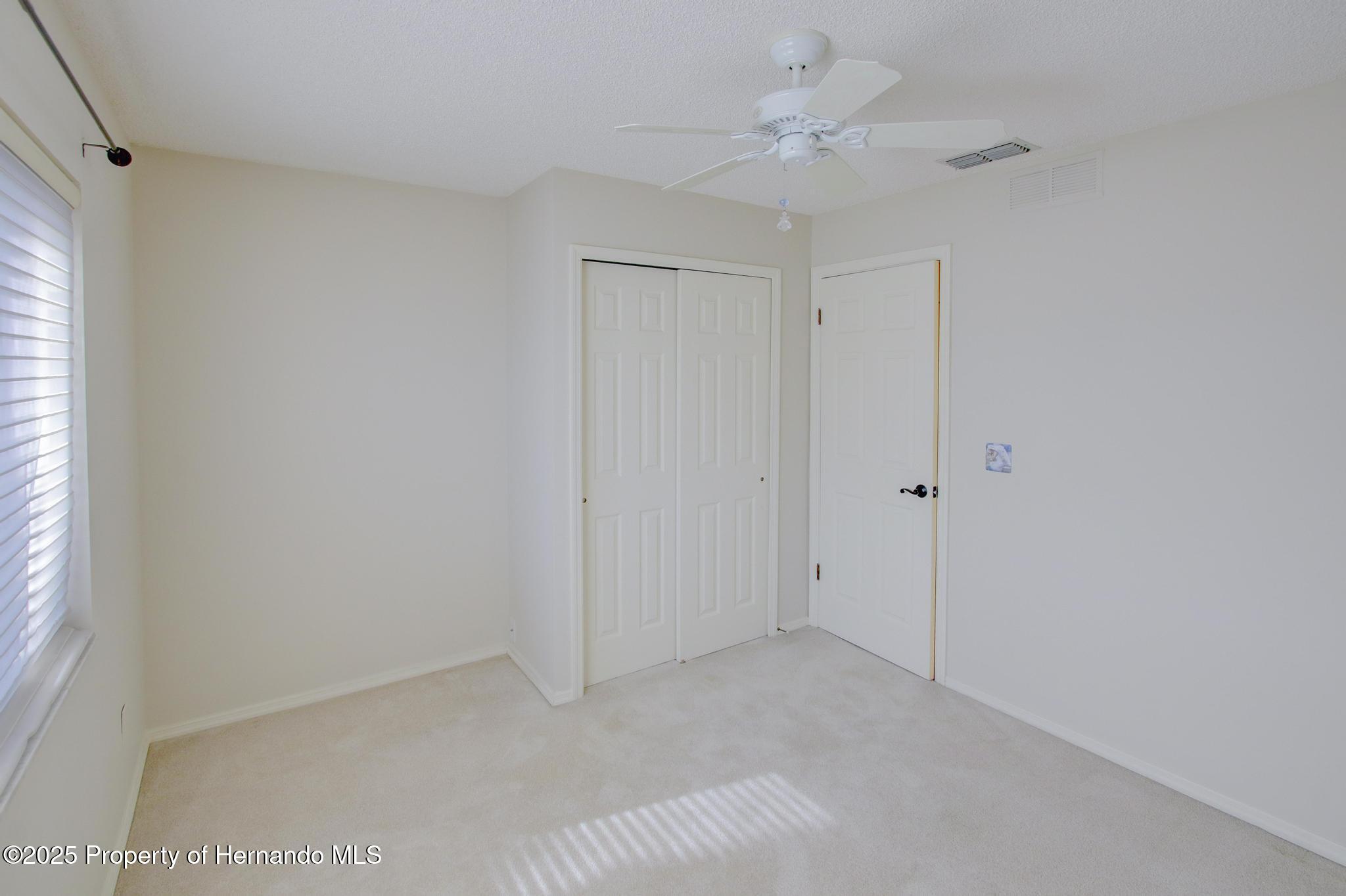 7662 St Andrews Boulevard, Weeki Wachee, Florida image 35