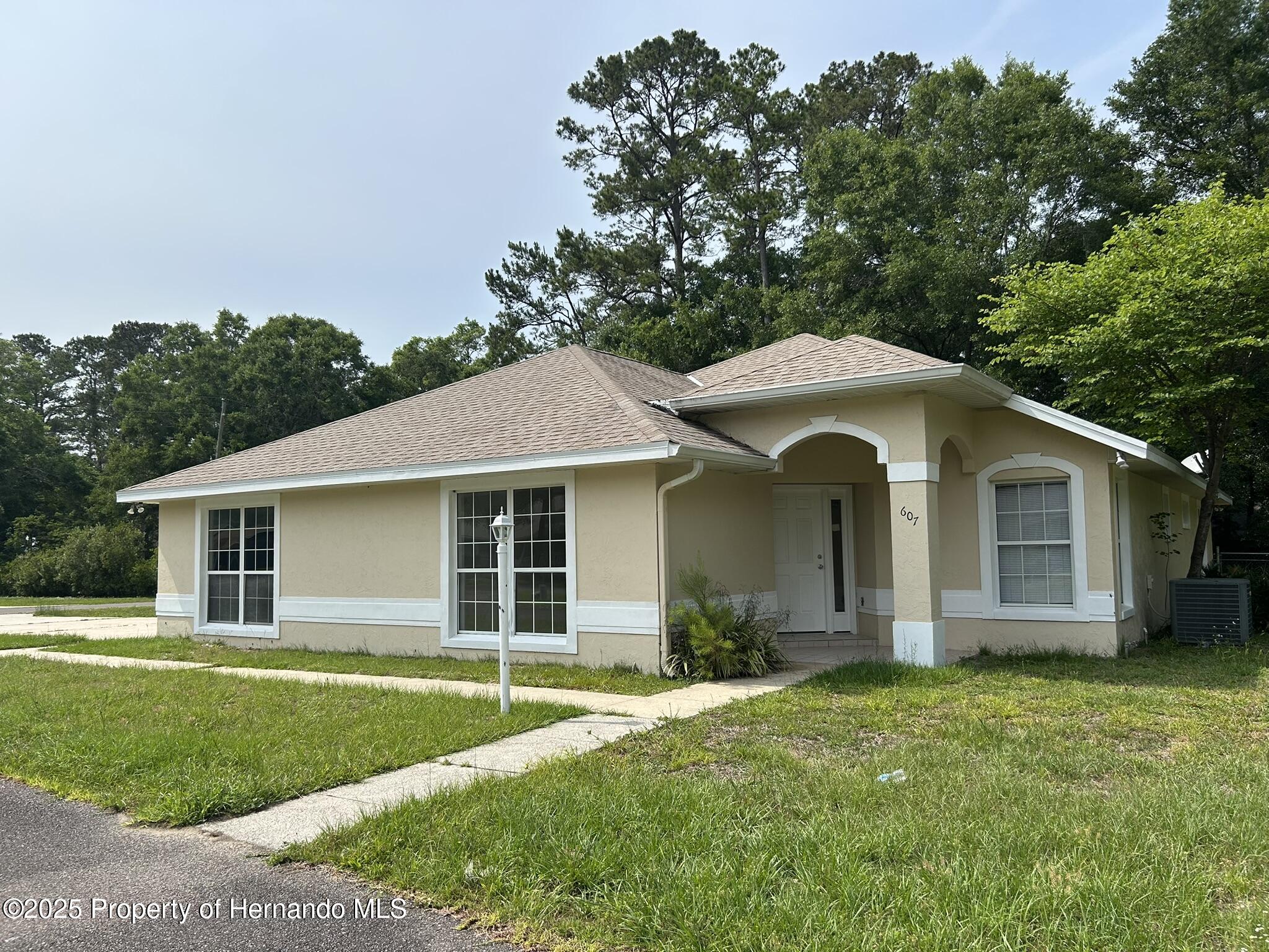 607 NE Ne 10th Blvd Boulevard, Williston, Florida image 2
