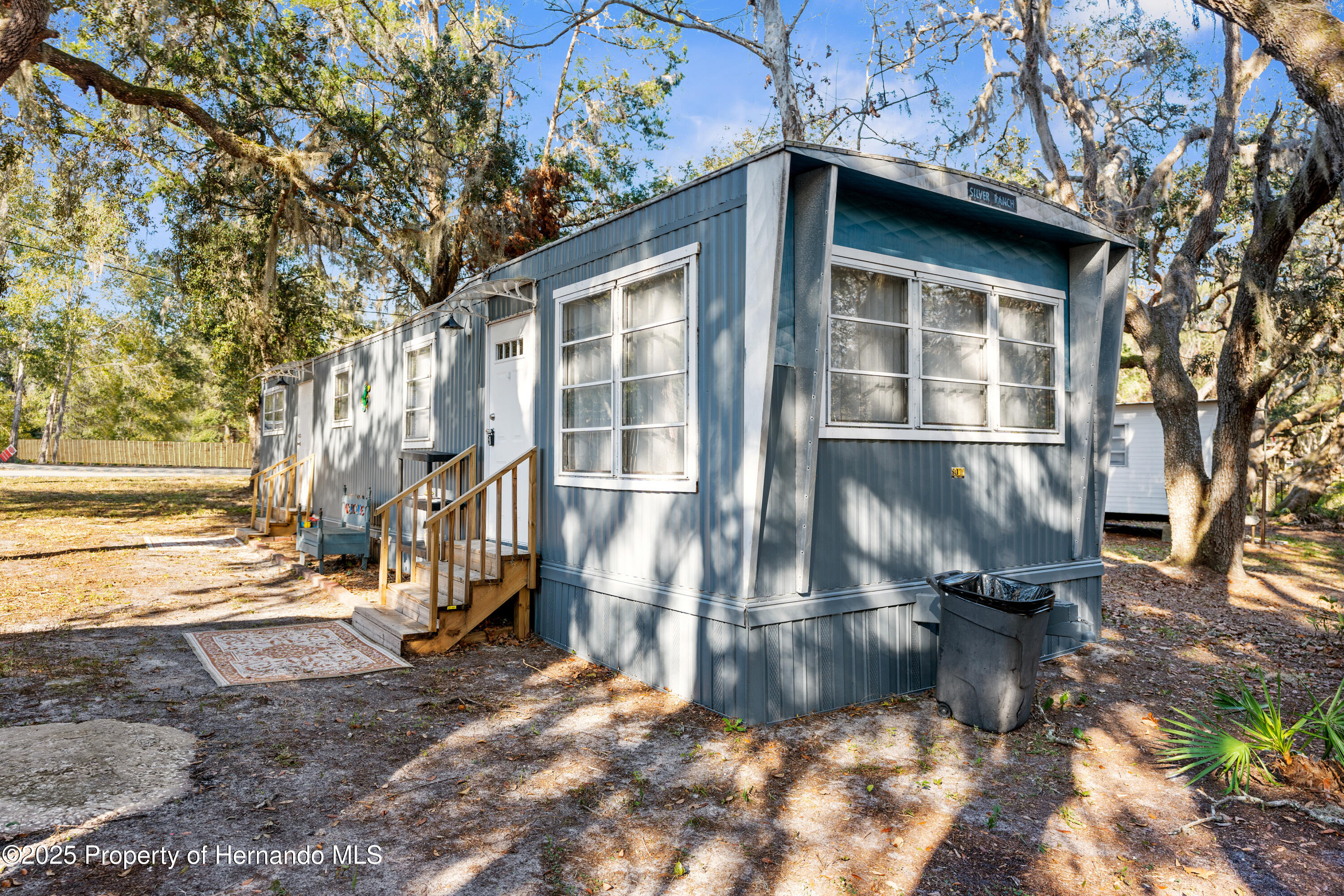 11750 E Cardinal Place, Floral City, Florida image 2