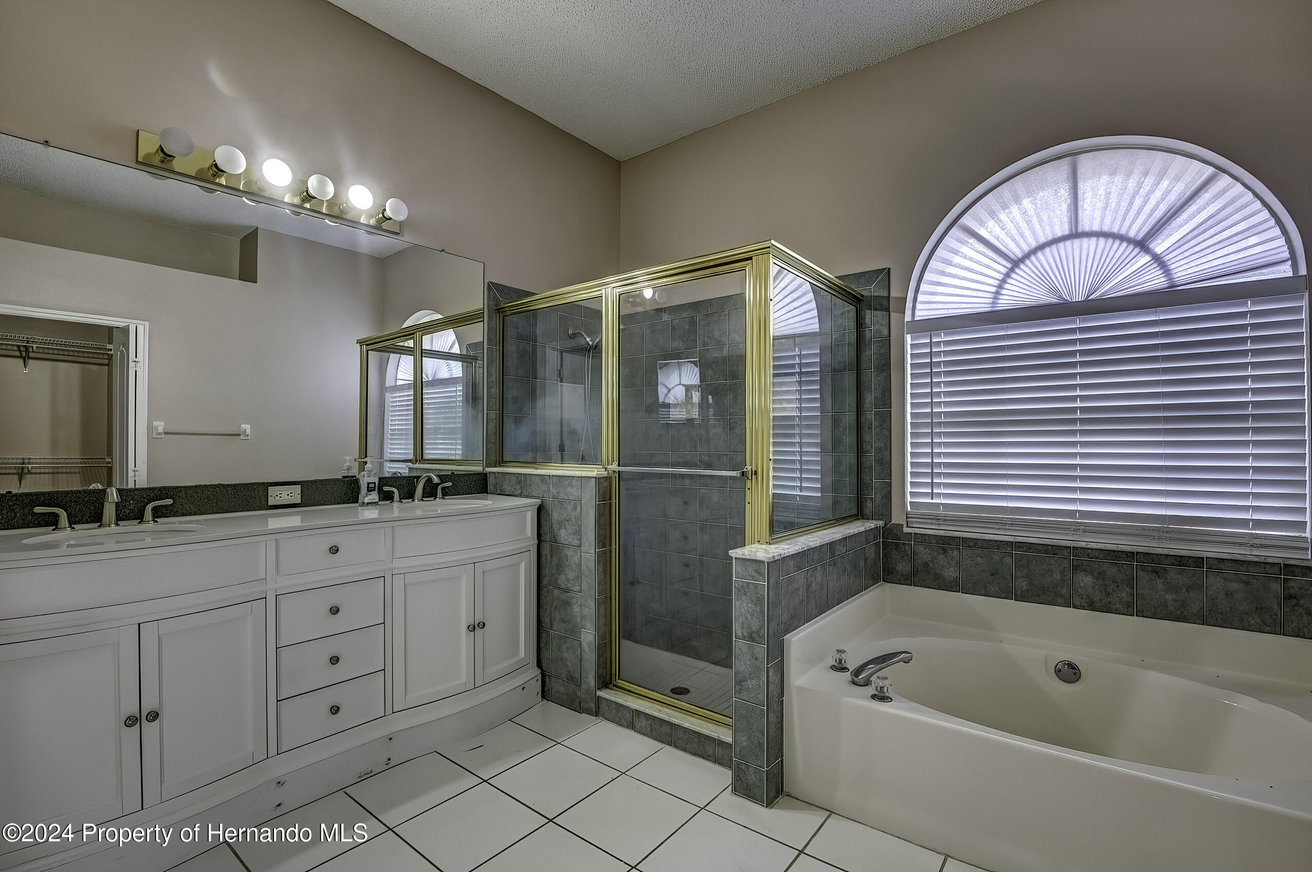 Spring Hill, Florida 34609, United States, 3 Bedrooms Bedrooms, ,2 BathroomsBathrooms,Residential,Active,24889