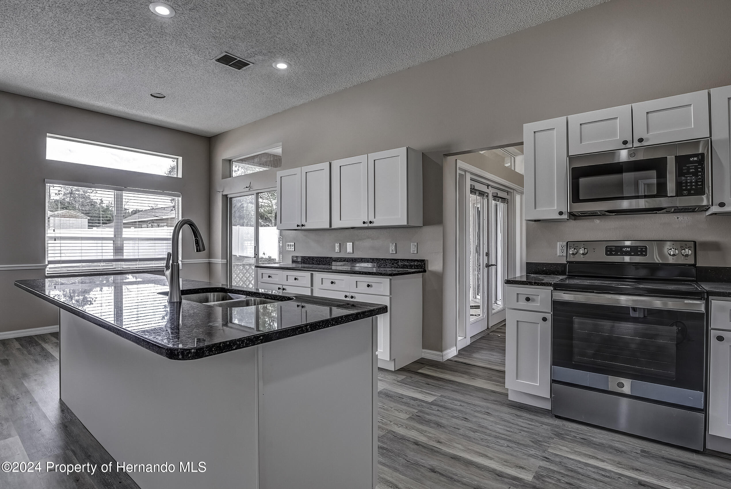 Spring Hill, Florida 34609, United States, 3 Bedrooms Bedrooms, ,2 BathroomsBathrooms,Residential,Active,24889