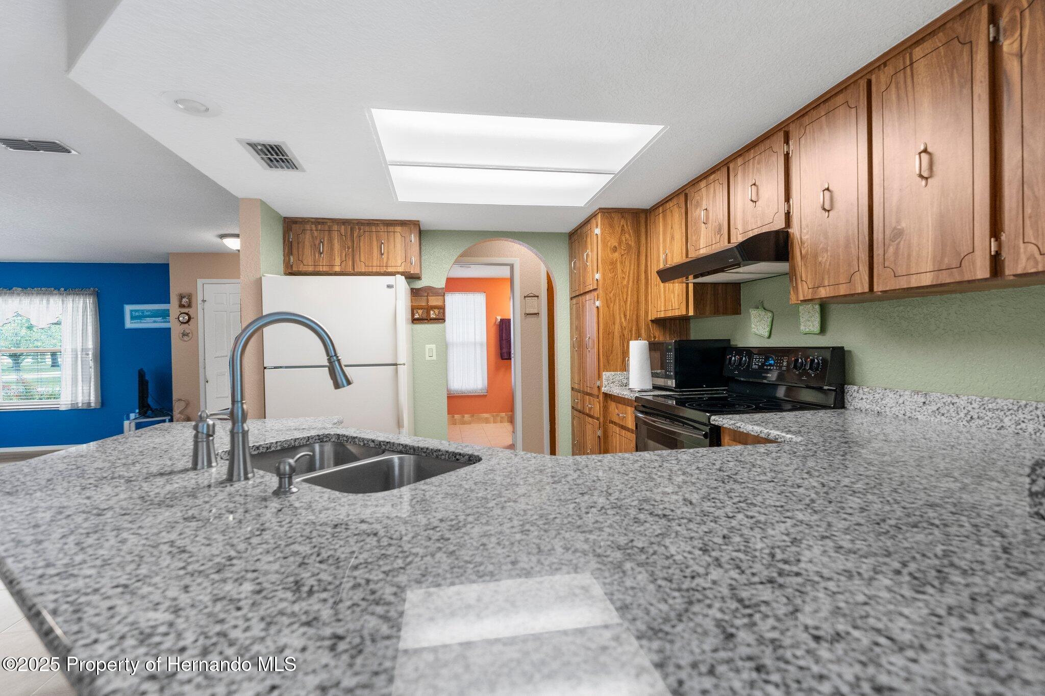 2122 Meadow Lark Rd, Spring Hill, Florida image 9