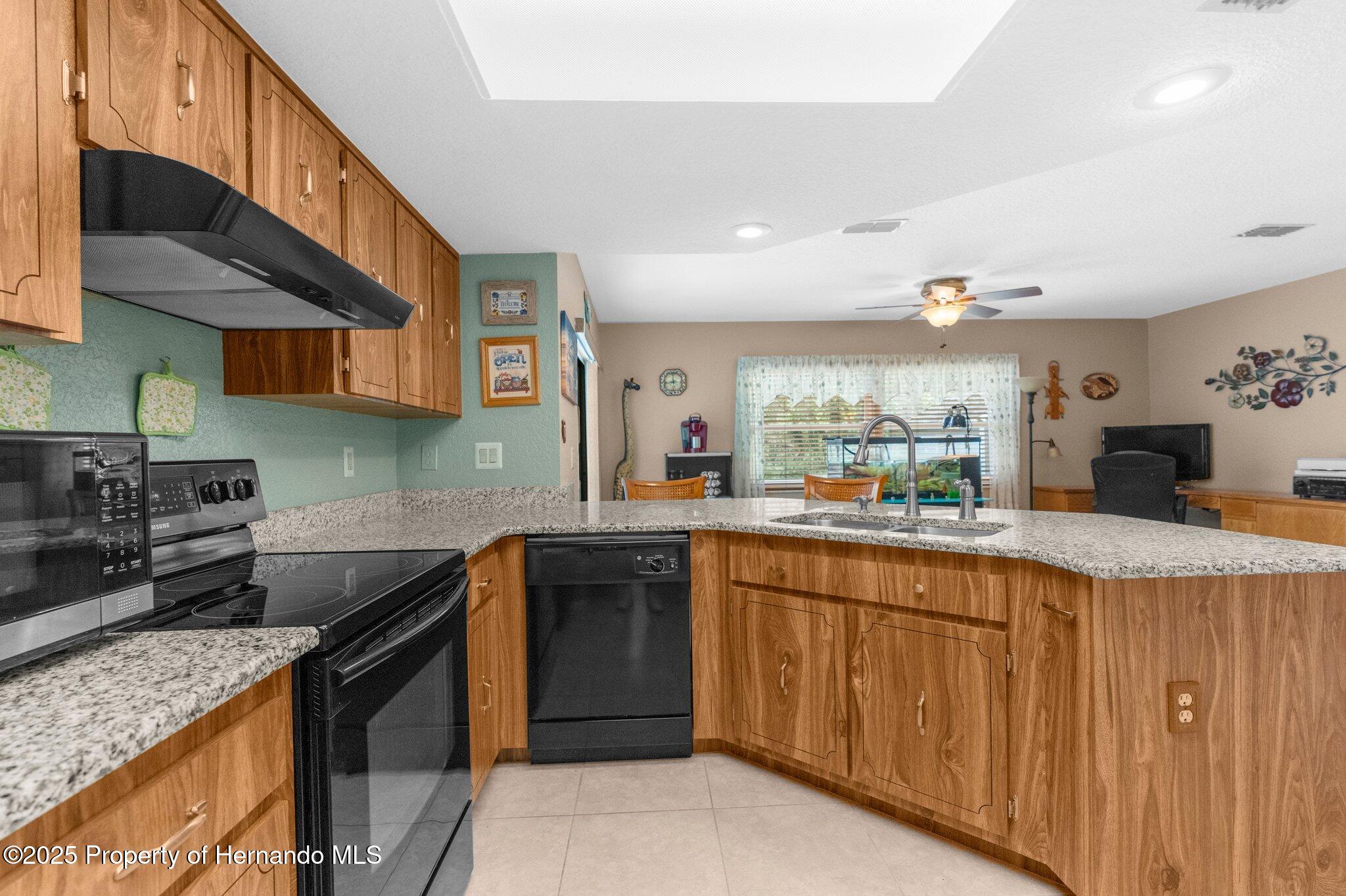 2122 Meadow Lark Rd, Spring Hill, Florida image 8