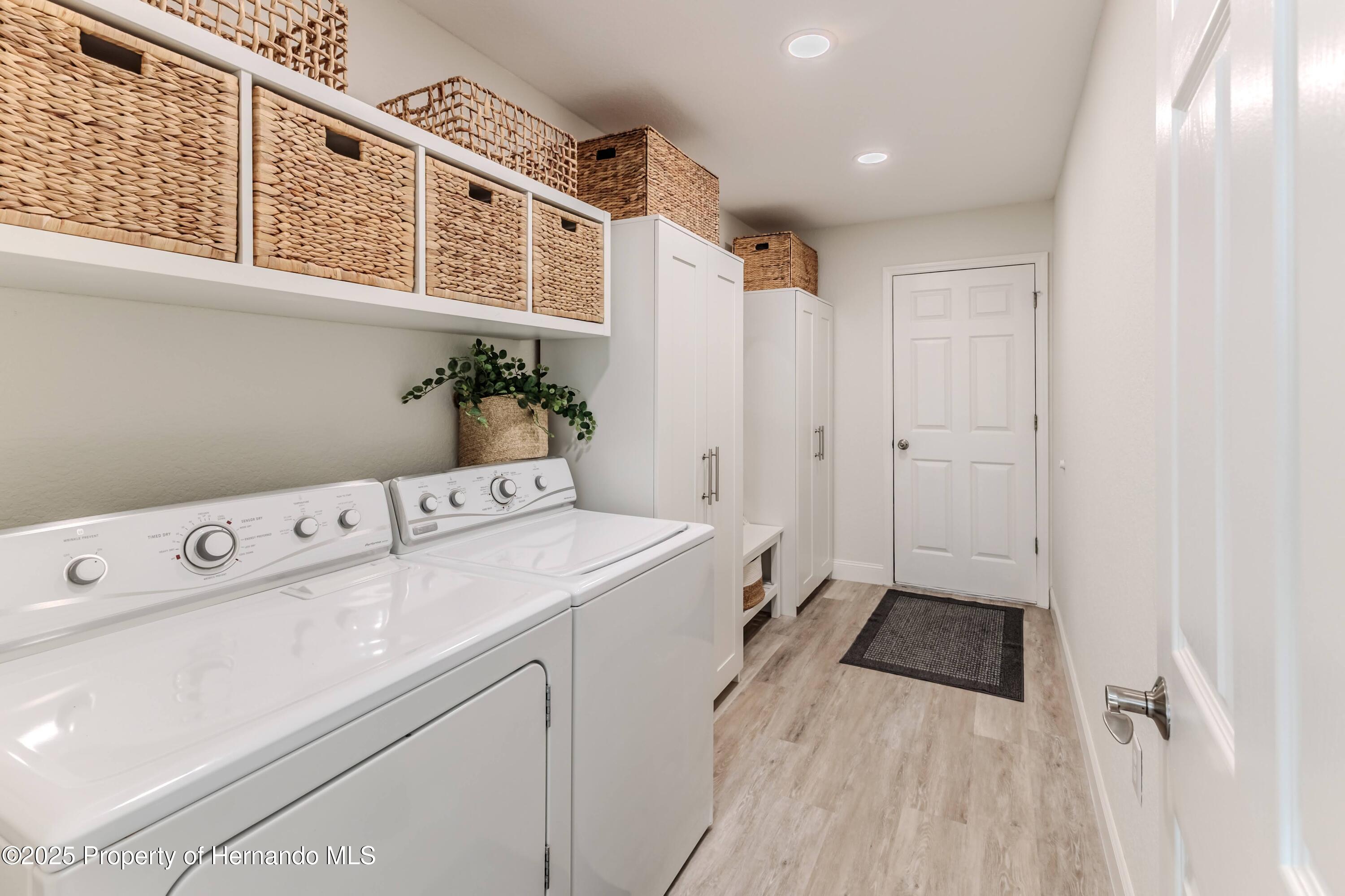 9135 Rhett Lane, Weeki Wachee, Florida image 39