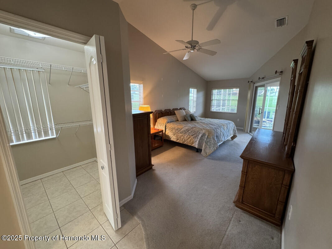 2300 Whisper Walk Drive, Spring Hill, Florida image 13