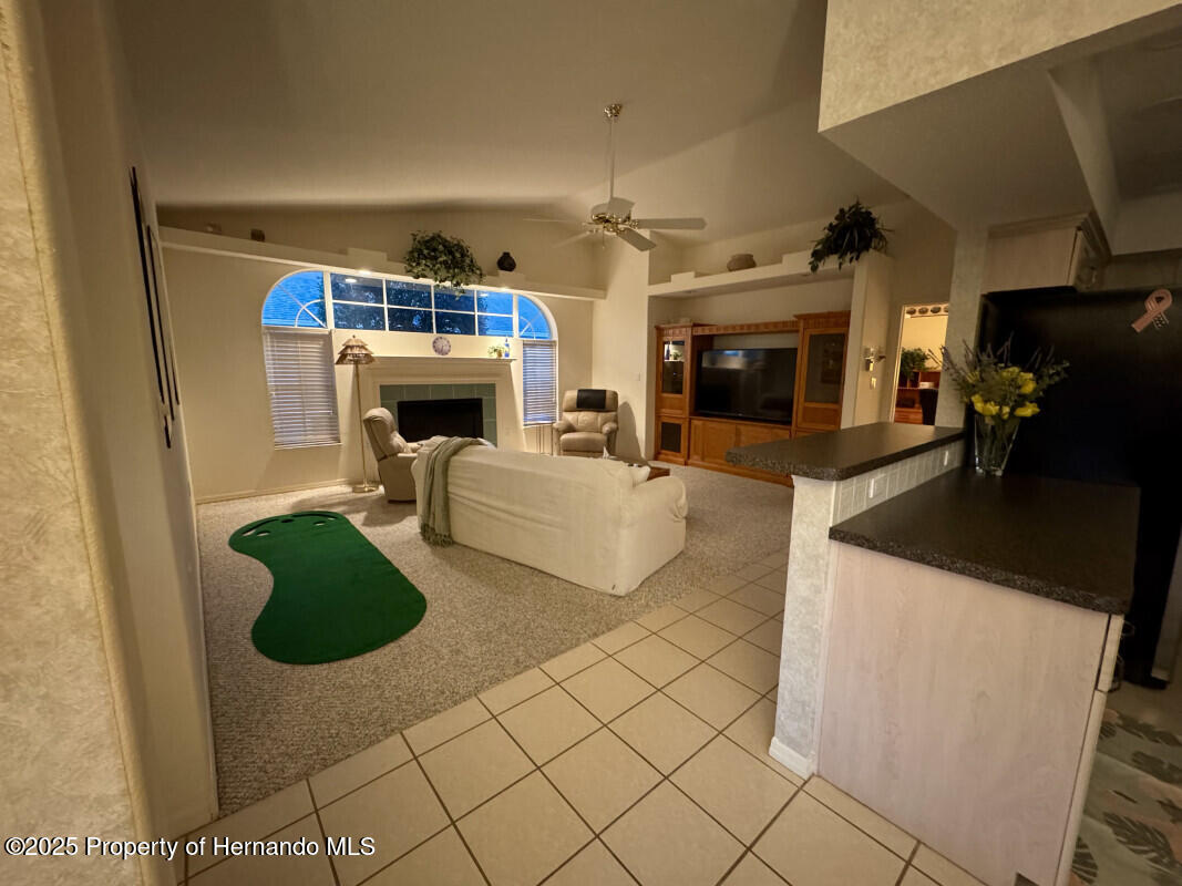 2300 Whisper Walk Drive, Spring Hill, Florida image 7