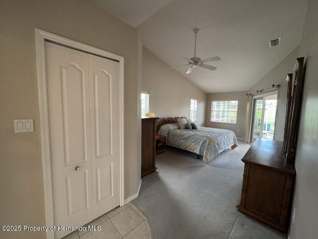 2300 Whisper Walk Drive, Spring Hill, Florida image 15