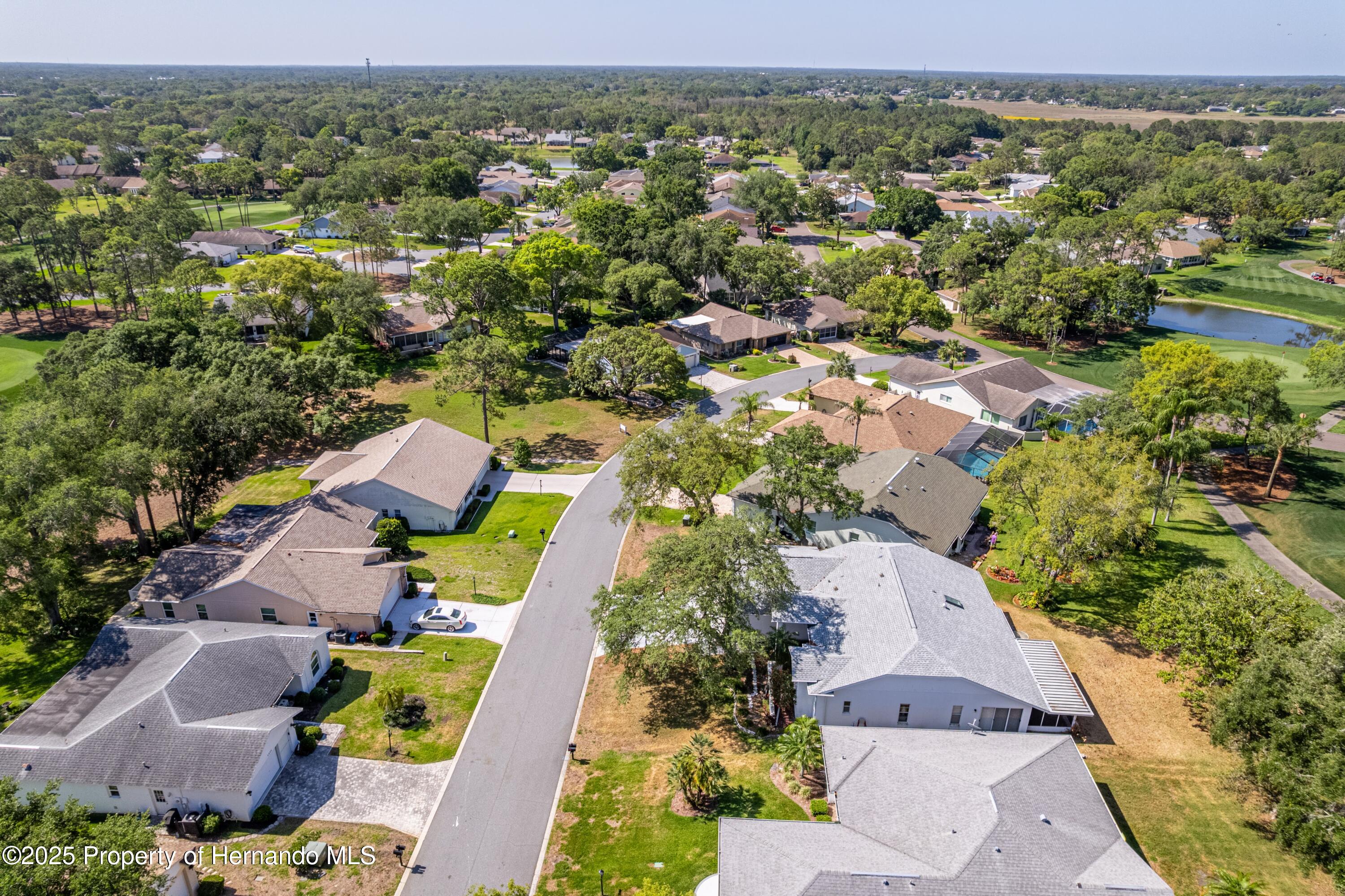 2327 Morning Glory Trail, Spring Hill, Florida image 16