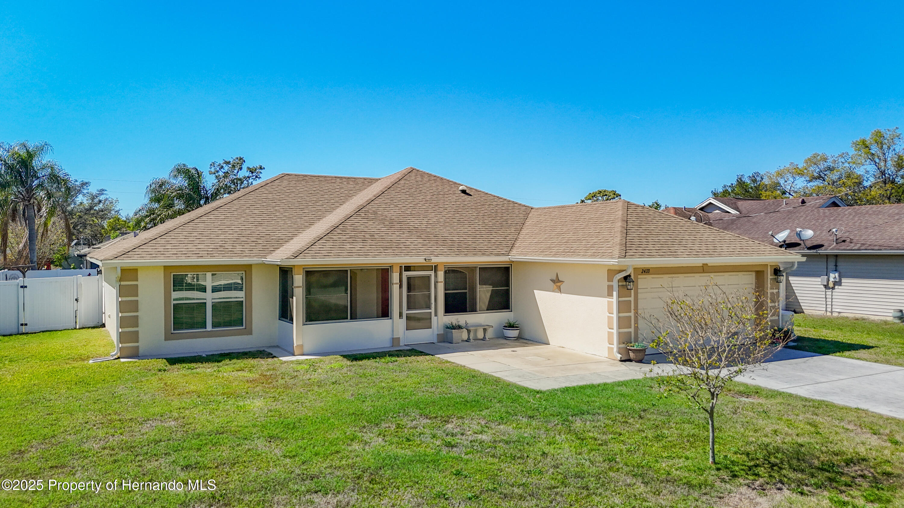 2433 Fairview Road, Spring Hill, Florida image 4