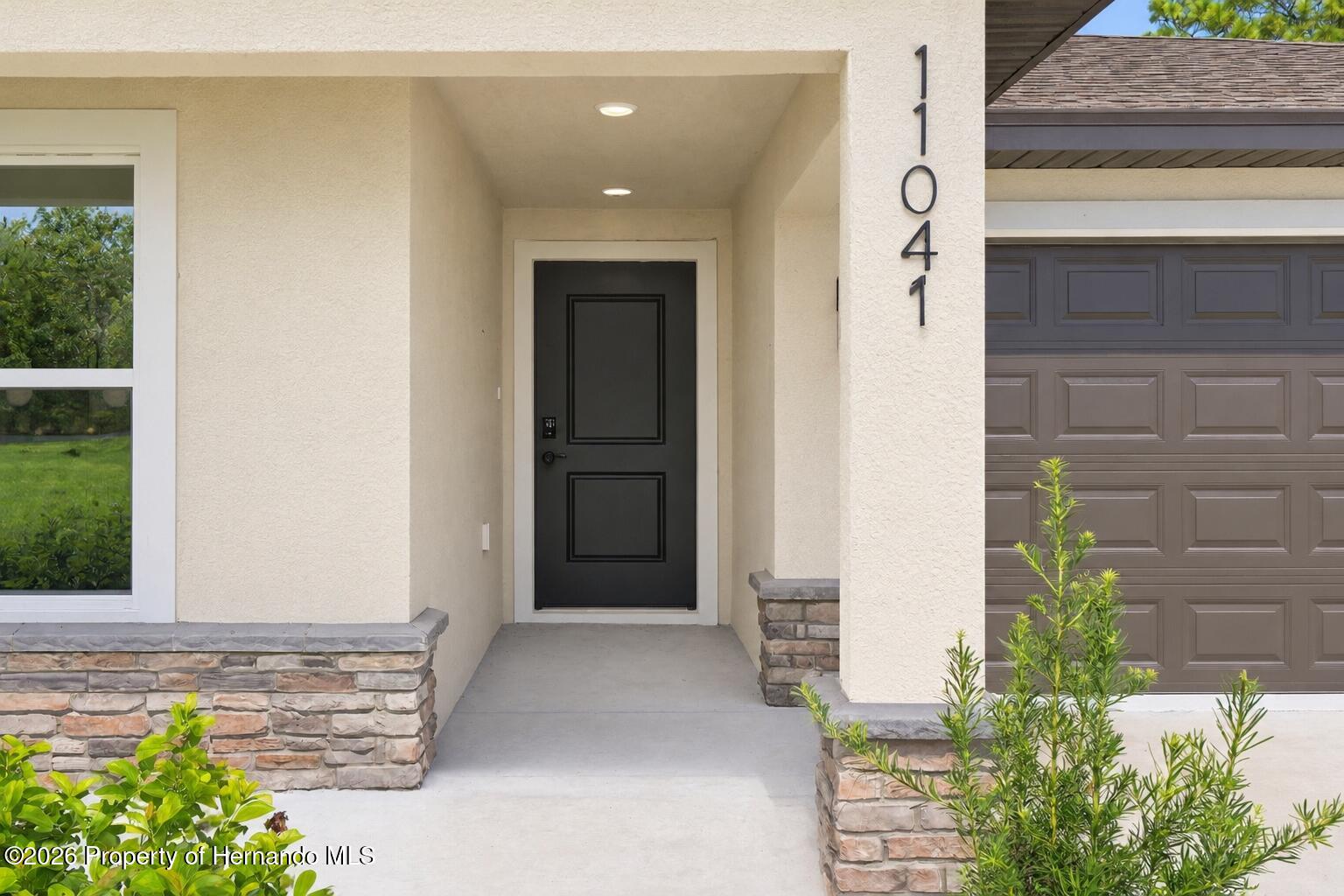 11041 Spoonbill Road