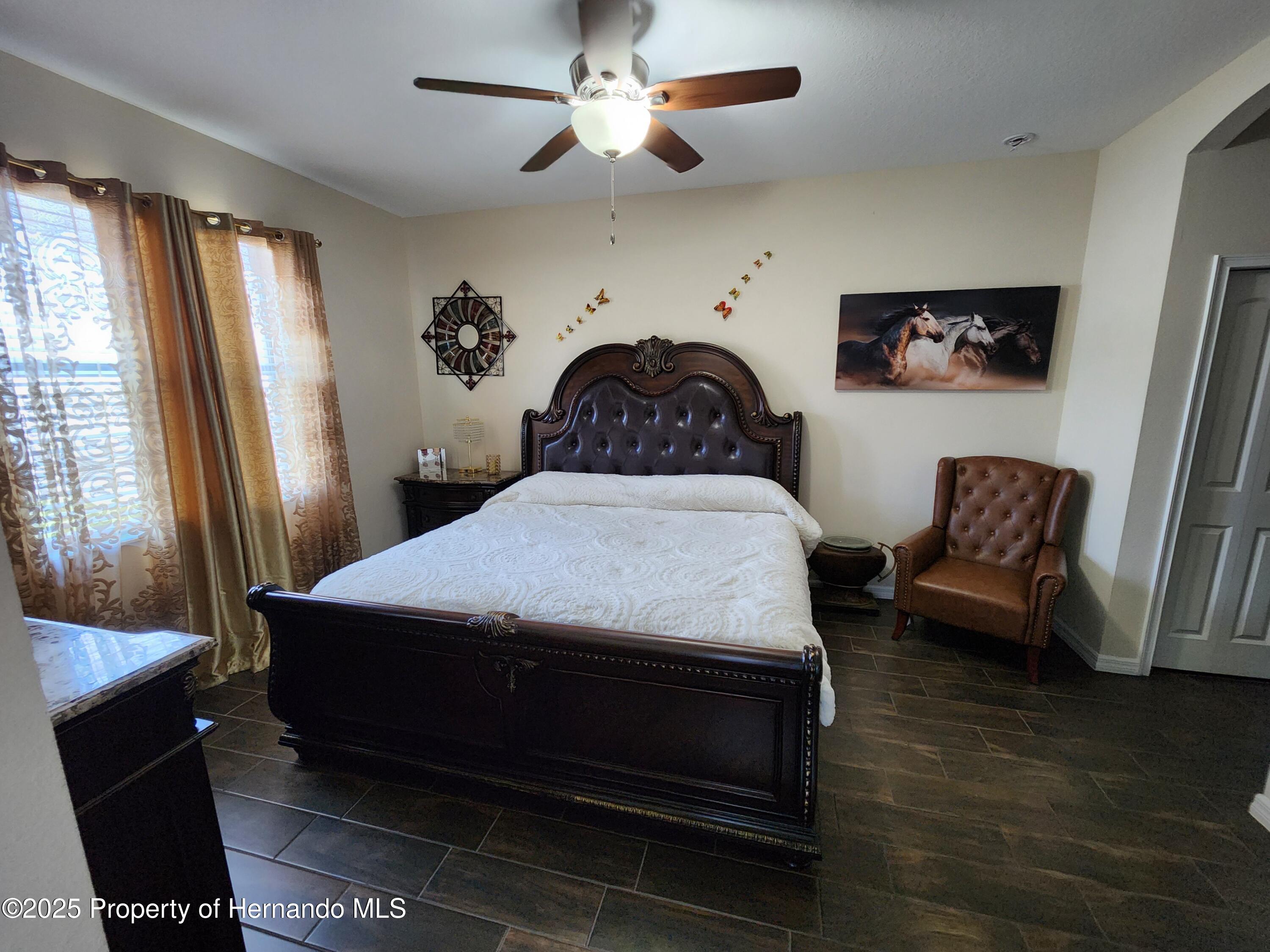 954 Old Windsor Way, Spring Hill, Florida image 13