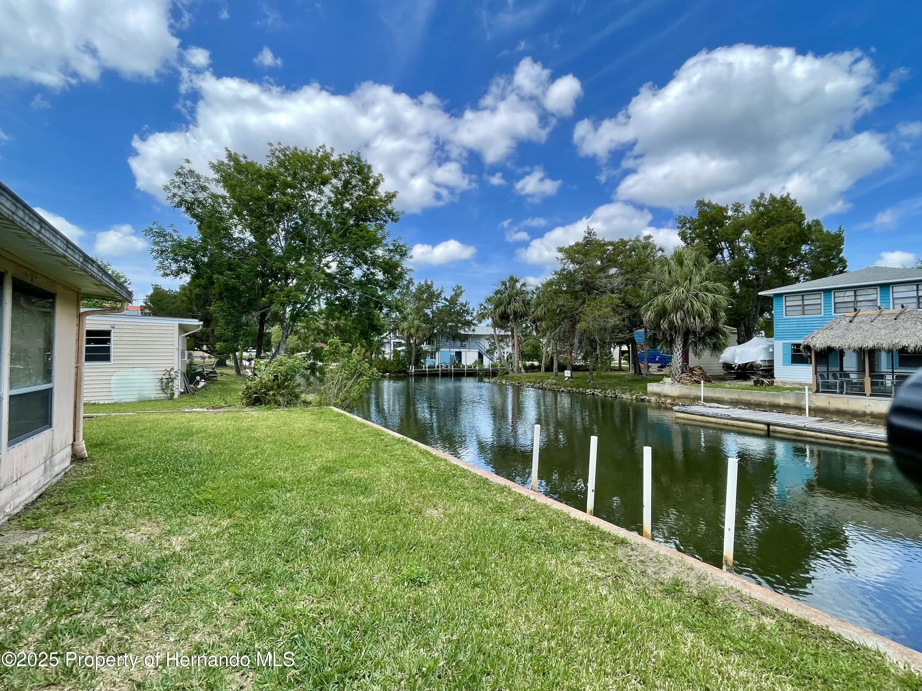 6045 Colony Circle, Weeki Wachee, Florida image 11