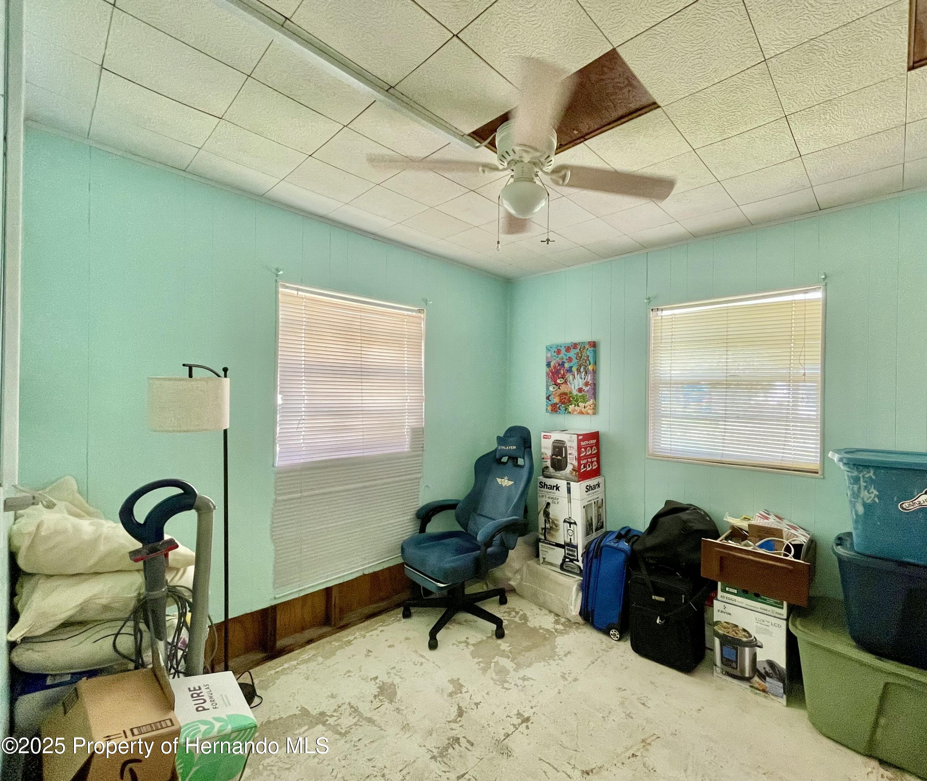 6045 Colony Circle, Weeki Wachee, Florida image 17