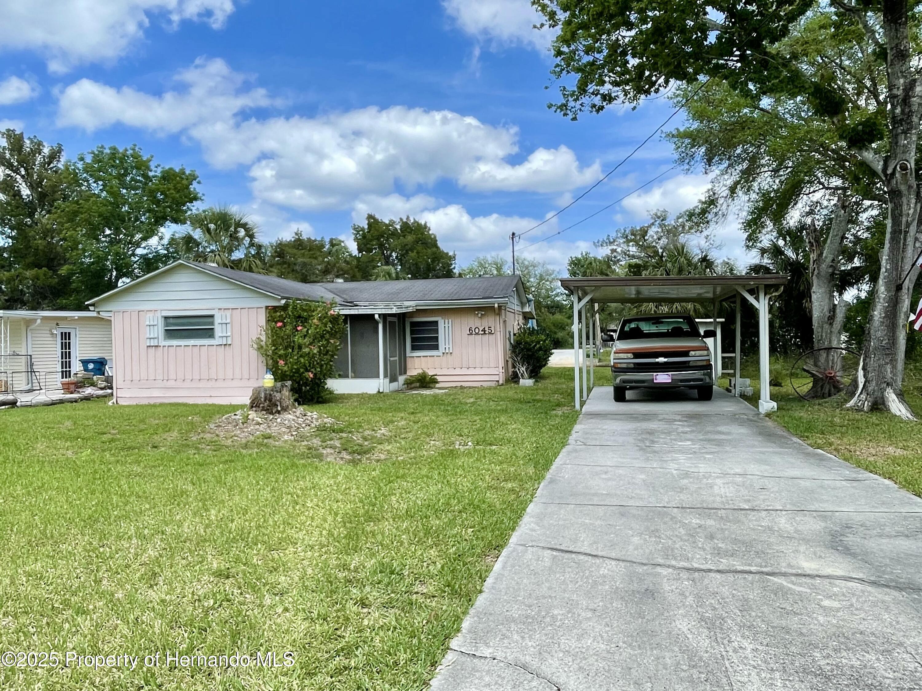 6045 Colony Circle, Weeki Wachee, Florida image 23