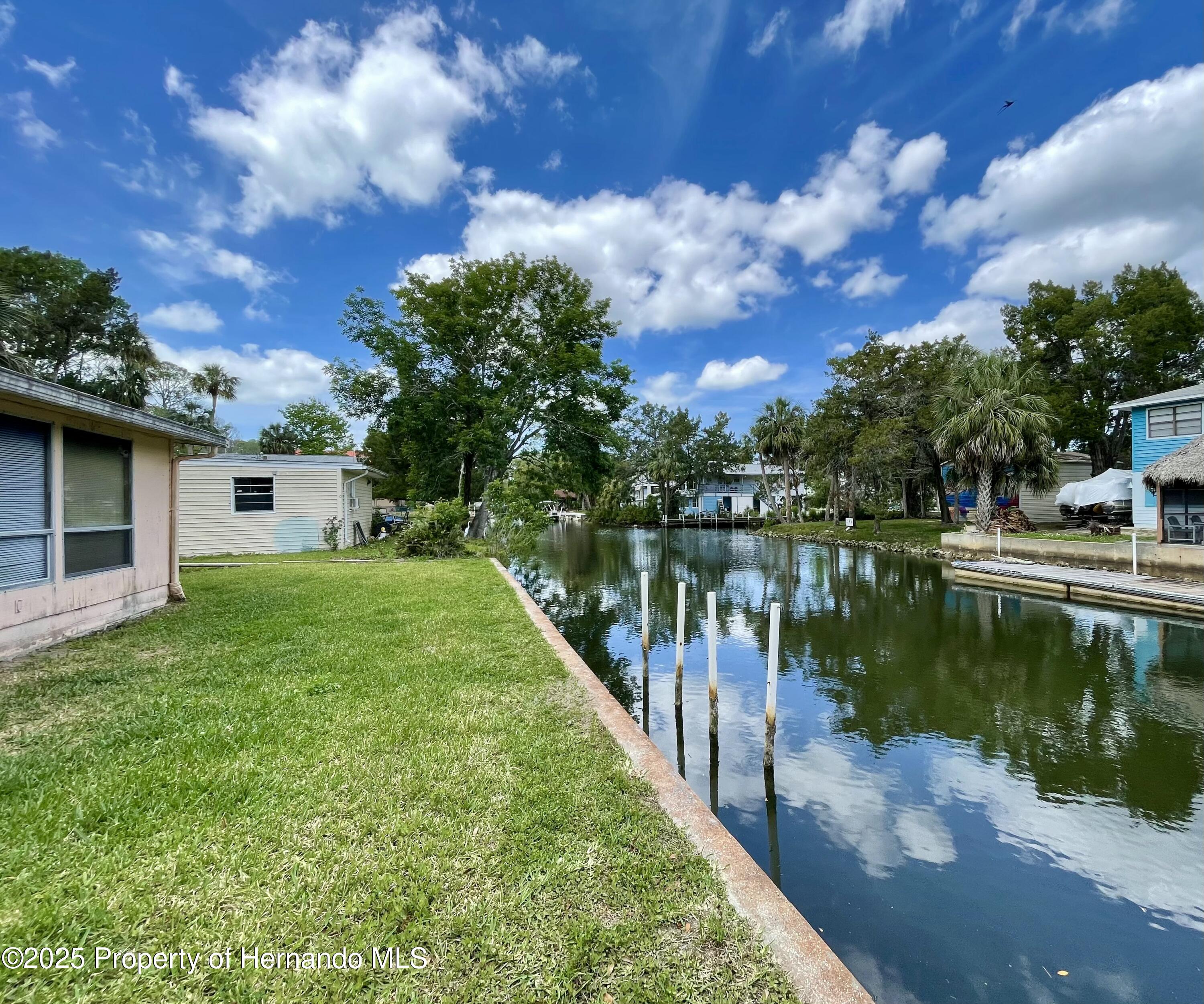 6045 Colony Circle, Weeki Wachee, Florida image 8