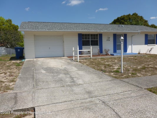 5330 SPRINGWOOD RD, SPRING HILL, FL 34609 - Image 0c46d9ea6aaa11822ea0cebe5cdbf8d9/1107155645