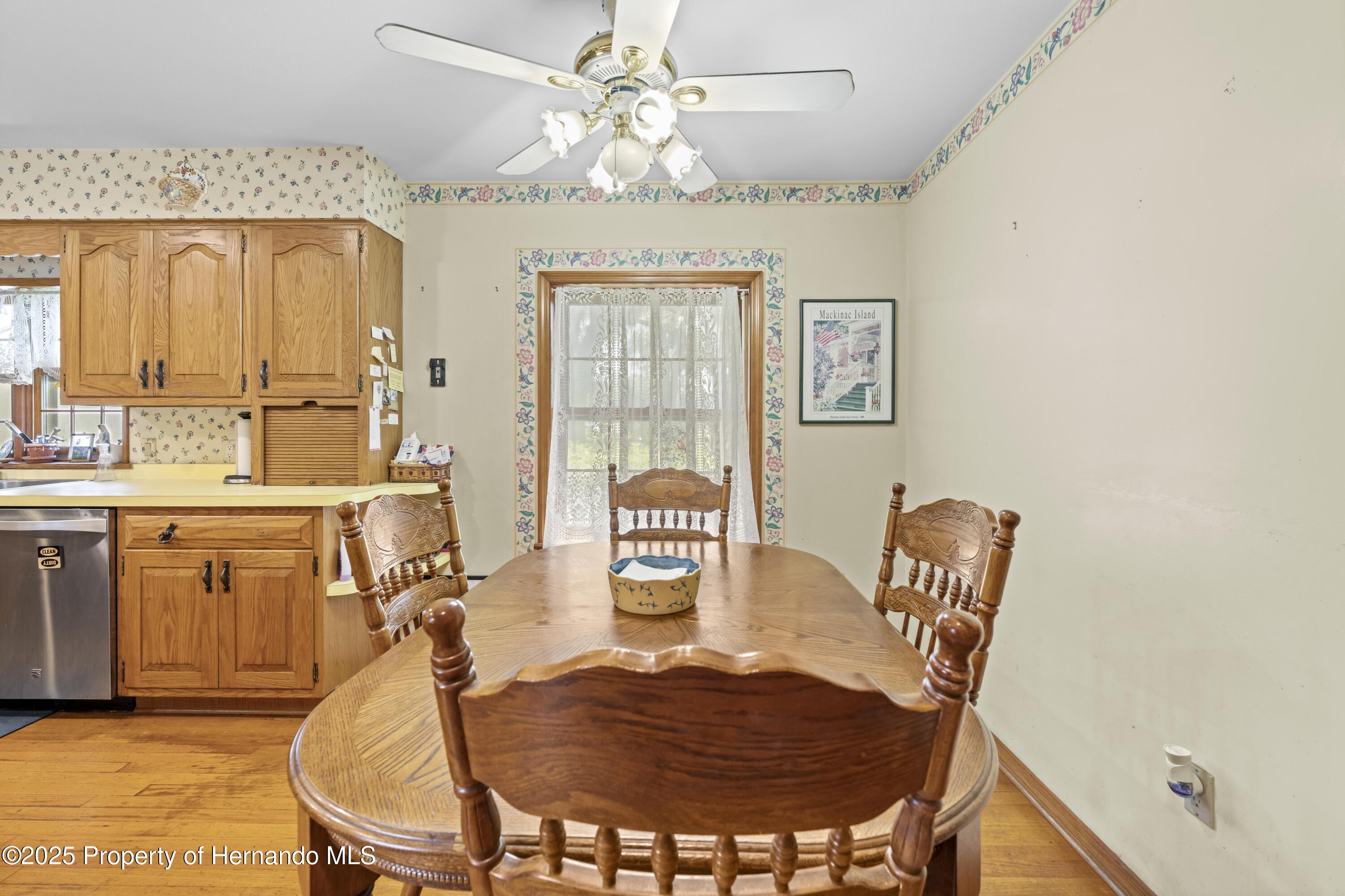 10193 Wallien Drive, Brooksville, Florida image 36