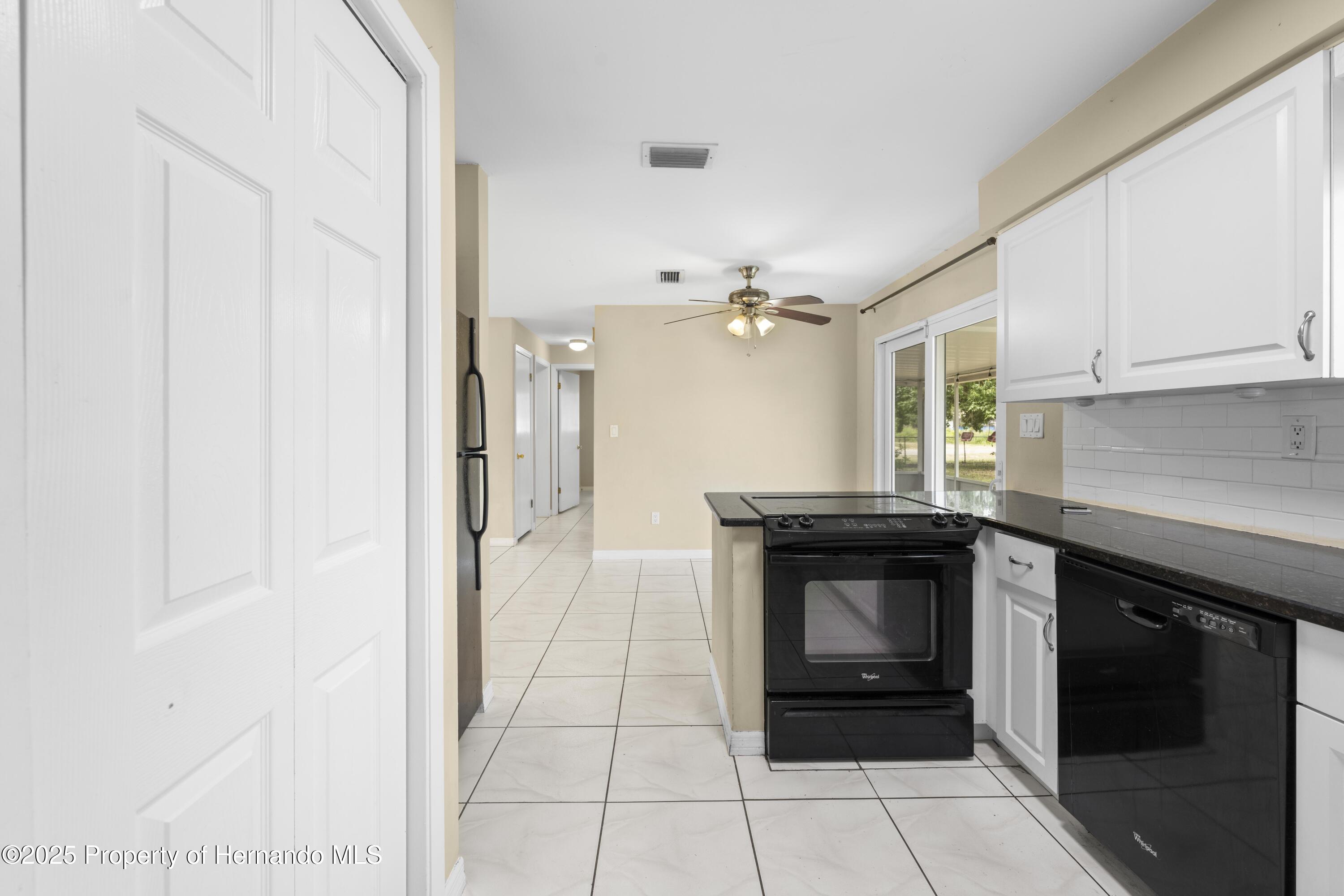 1569 Larkin Road, Spring Hill, Florida image 16