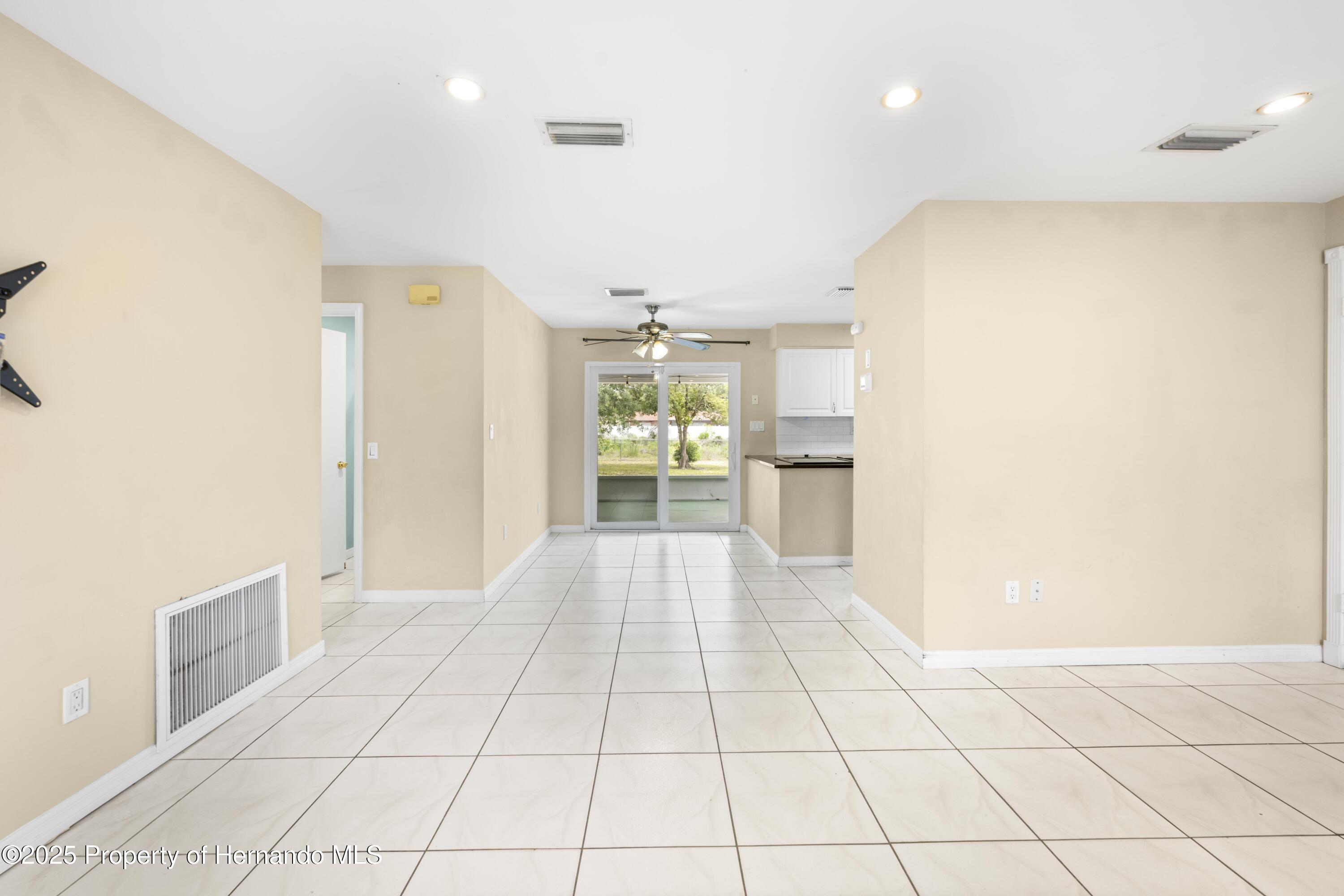 1569 Larkin Road, Spring Hill, Florida image 9