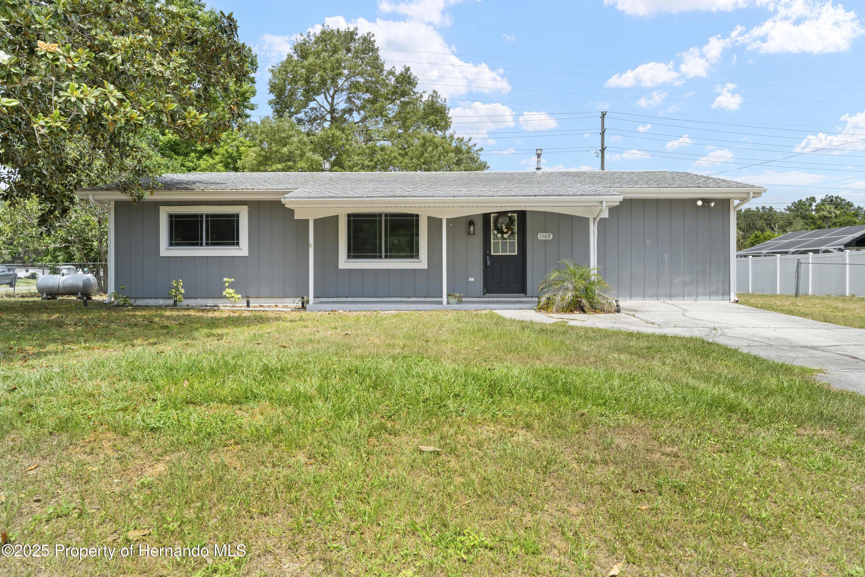1569 Larkin Road, Spring Hill, Florida image 1