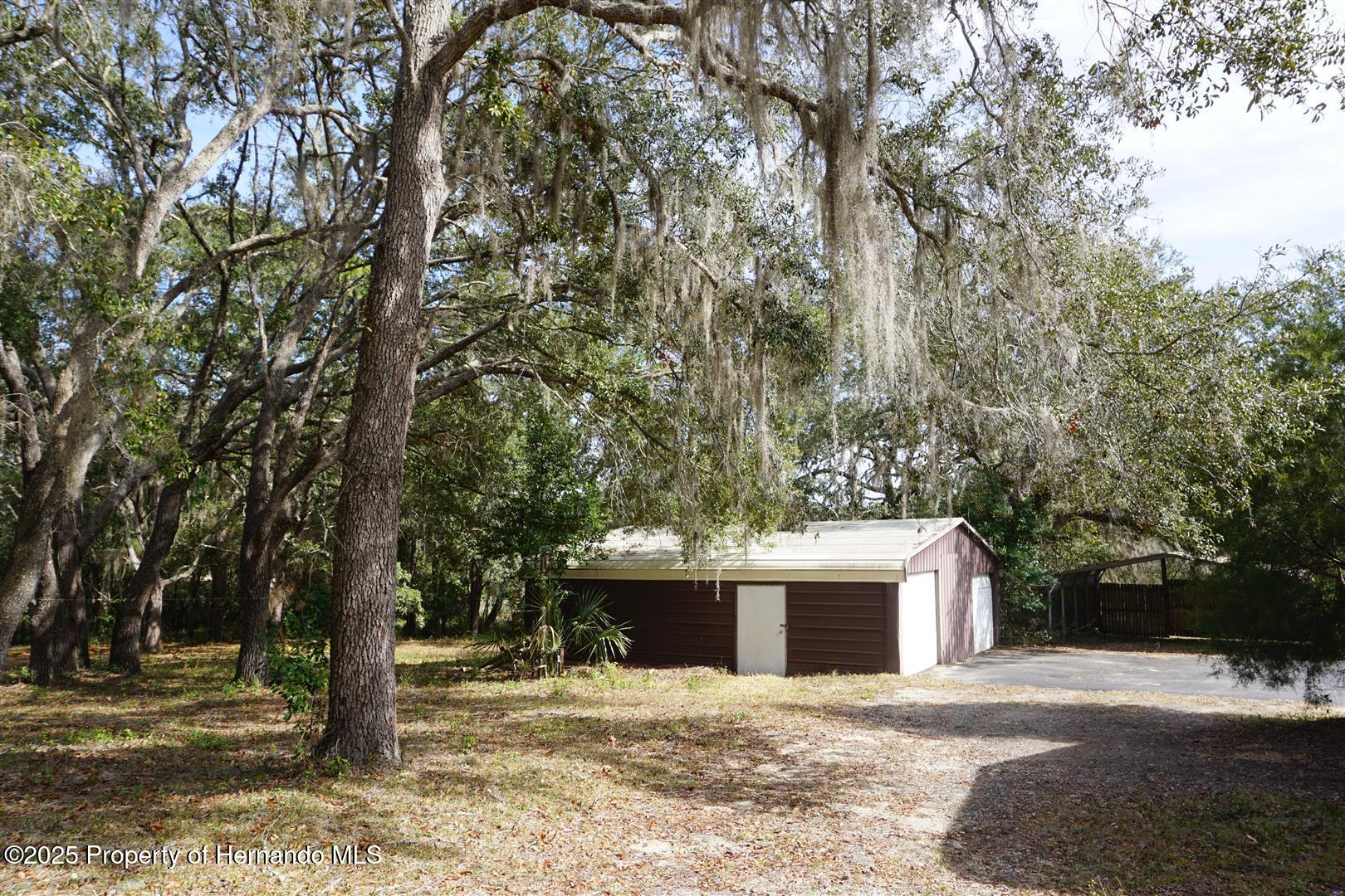 6985 E Hidden Court, Floral City, Florida image 11