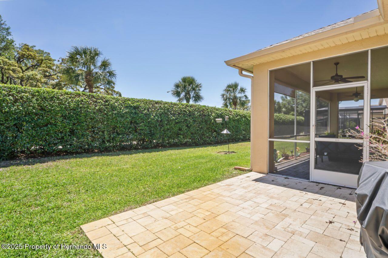 9398 Burnam Drive, Weeki Wachee, Florida image 46