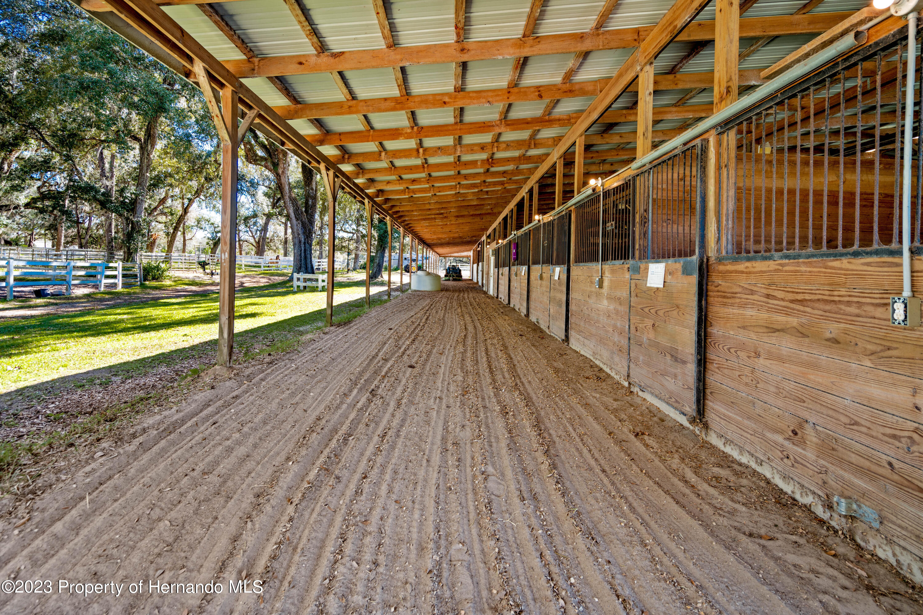 7050 Quarterhorse Lane, Brooksville, Florida image 40