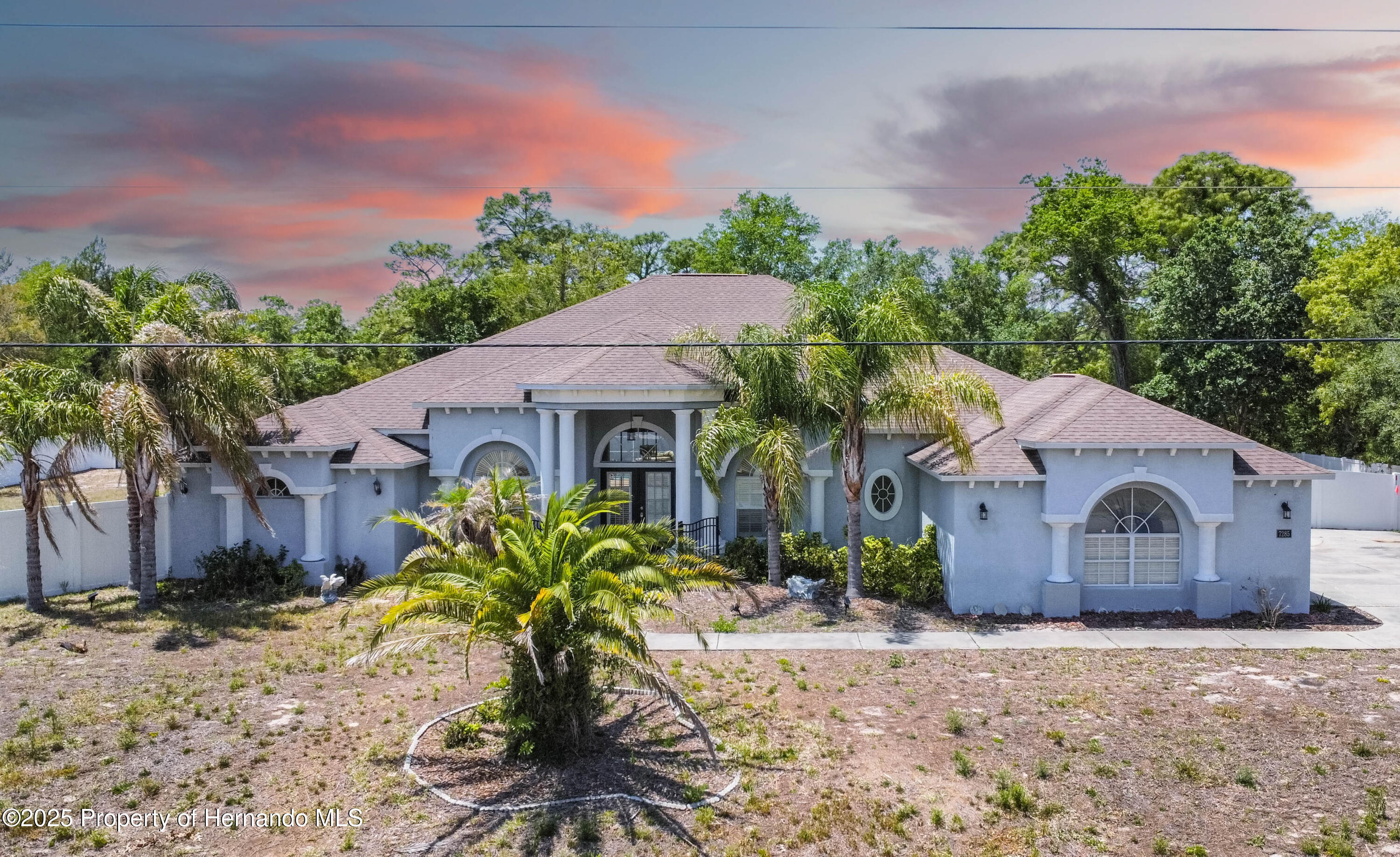 7285 Nightwalker Road, Weeki Wachee, Florida image 2