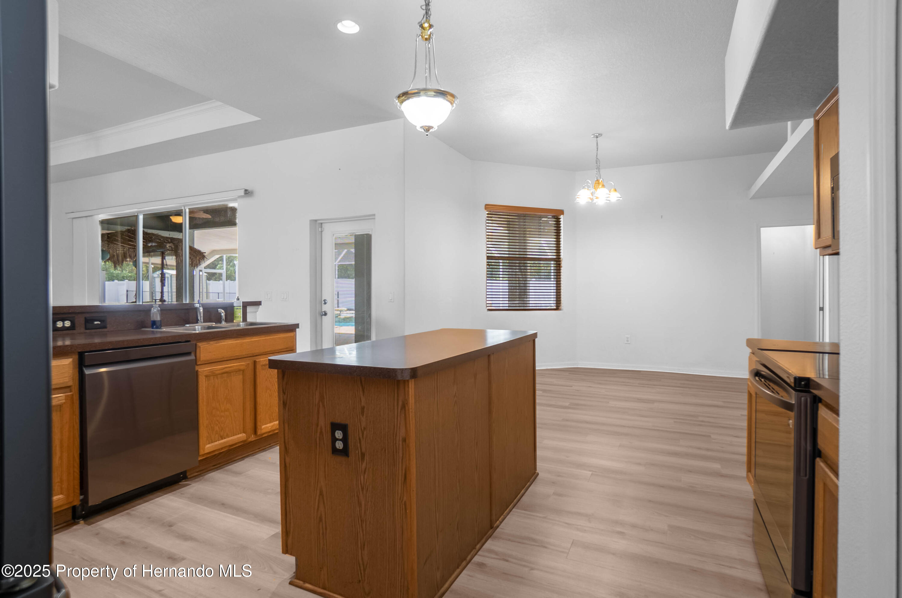 7285 Nightwalker Road, Weeki Wachee, Florida image 20