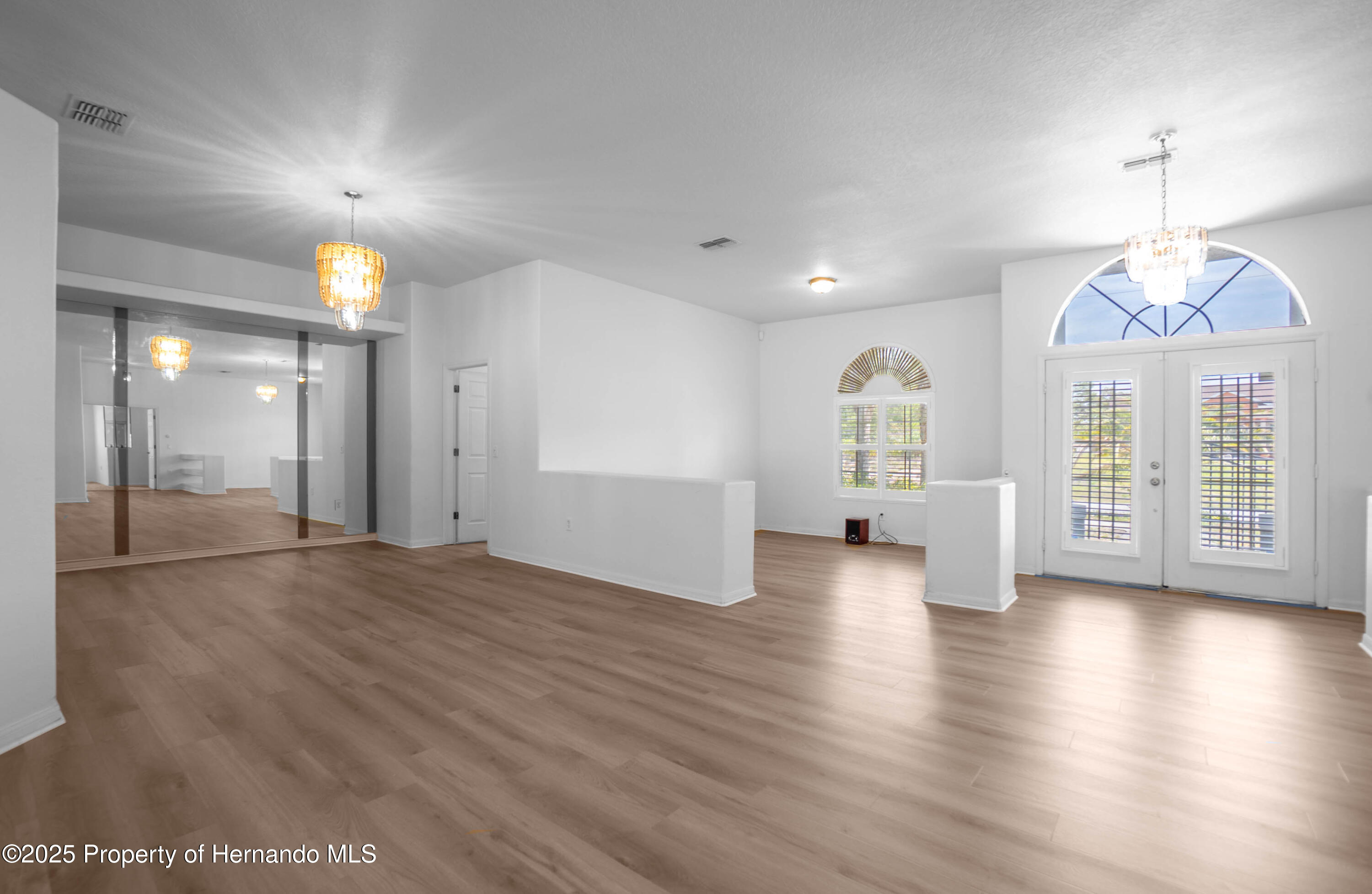 7285 Nightwalker Road, Weeki Wachee, Florida image 11