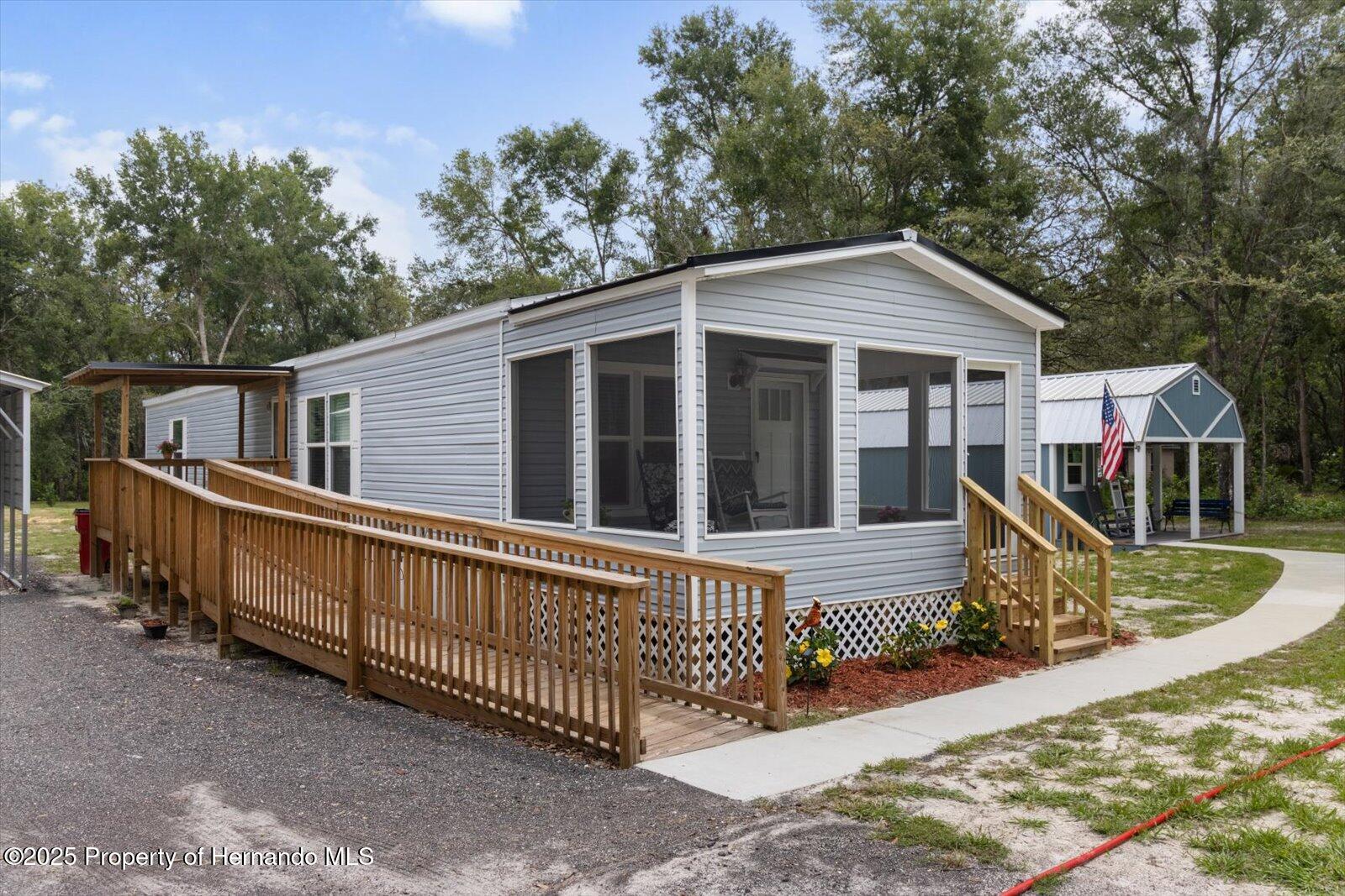 4686 County Road 656, Webster, Florida image 7