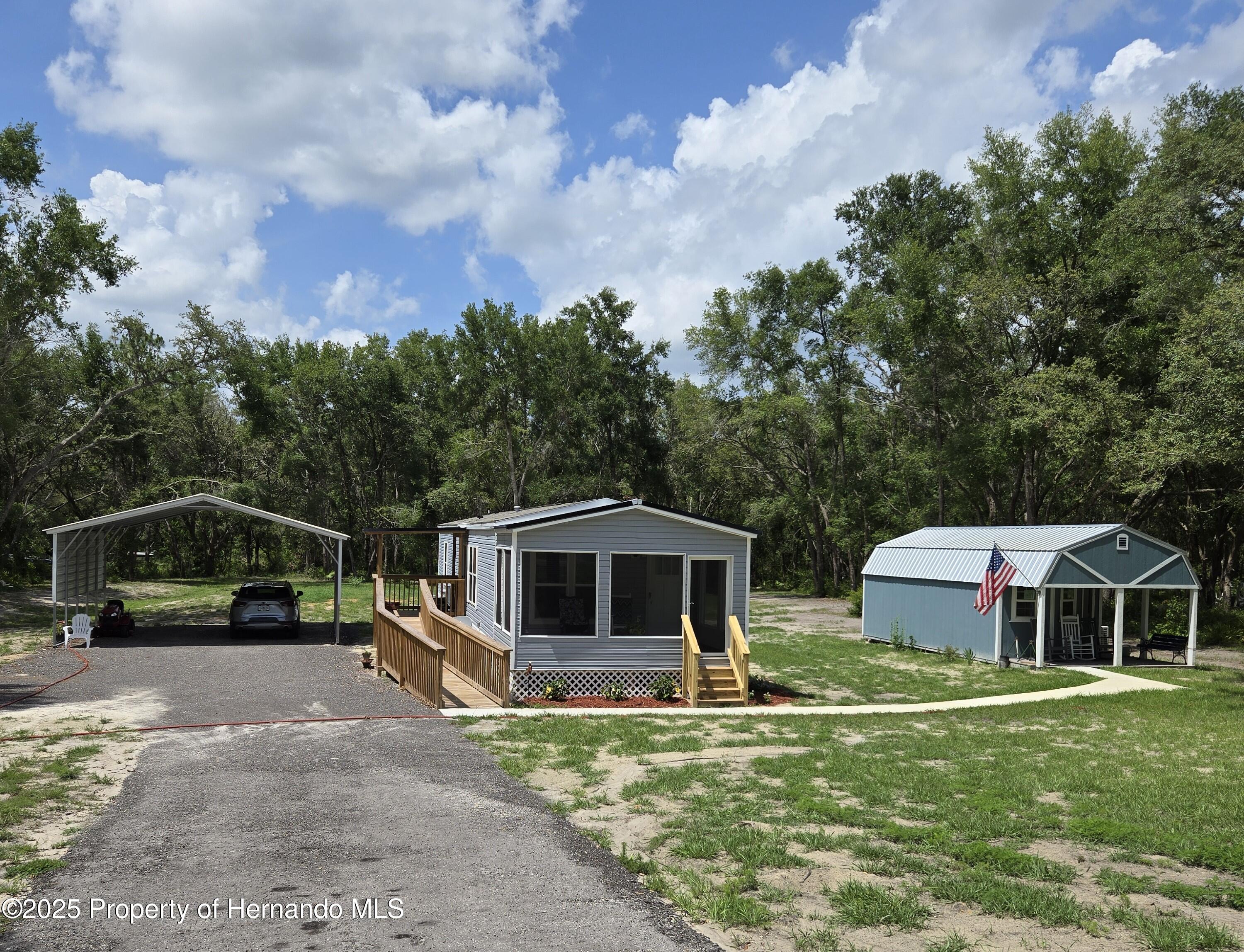 4686 County Road 656, Webster, Florida image 2